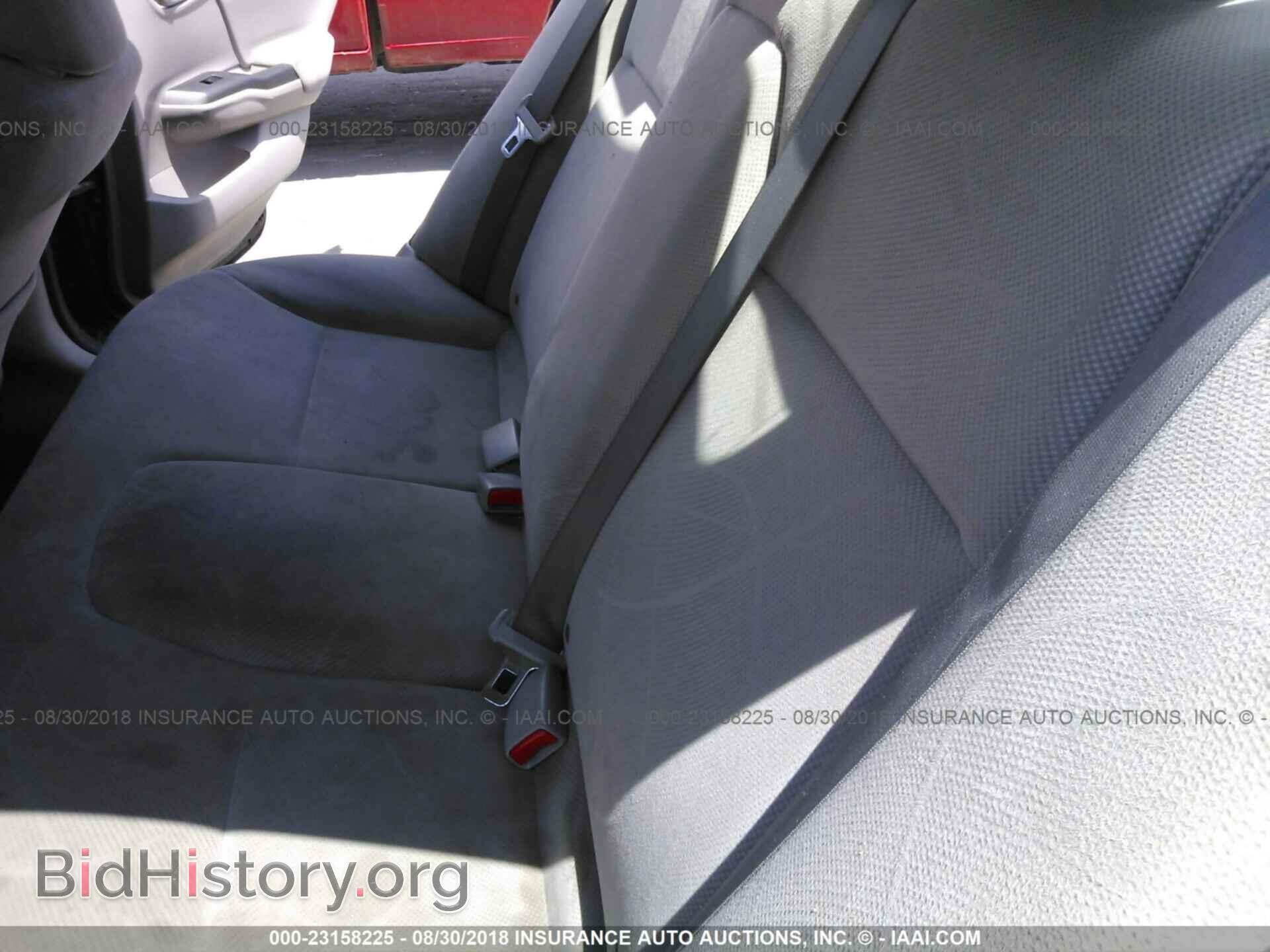 2012 Honda Civic - VIN: 19XFB2F54CE331470 - Photo 8