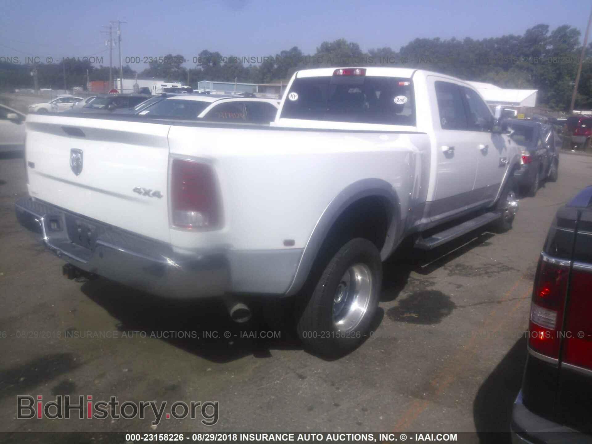 2014 Ram 3500 - VIN: 3C63RRJL4EG260251 - Фото 4
