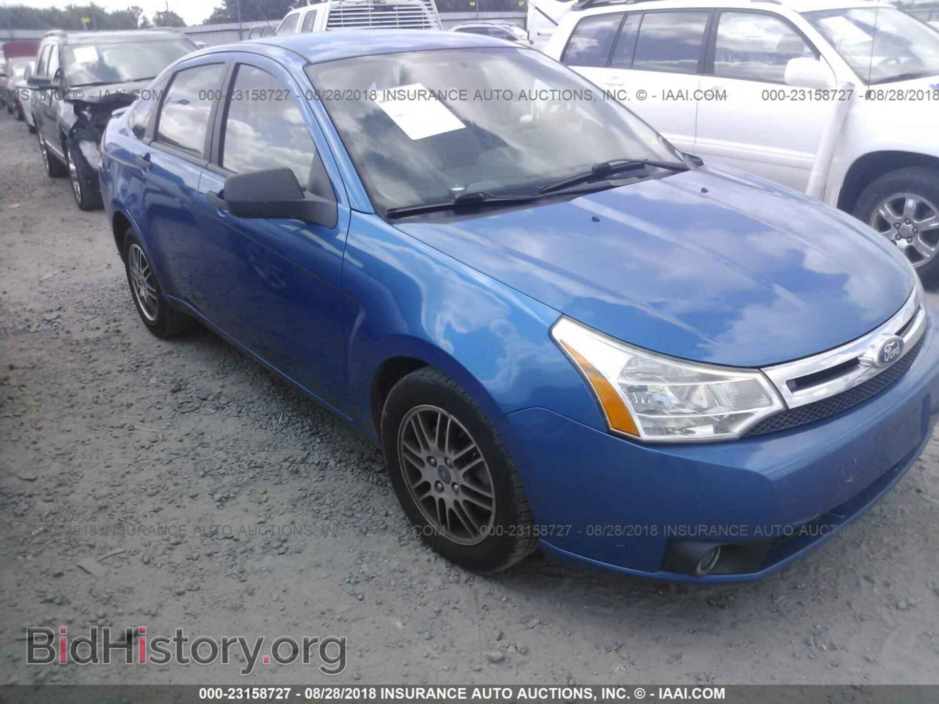 Photo 1FAHP3FN1BW139787 - Ford Focus 2011