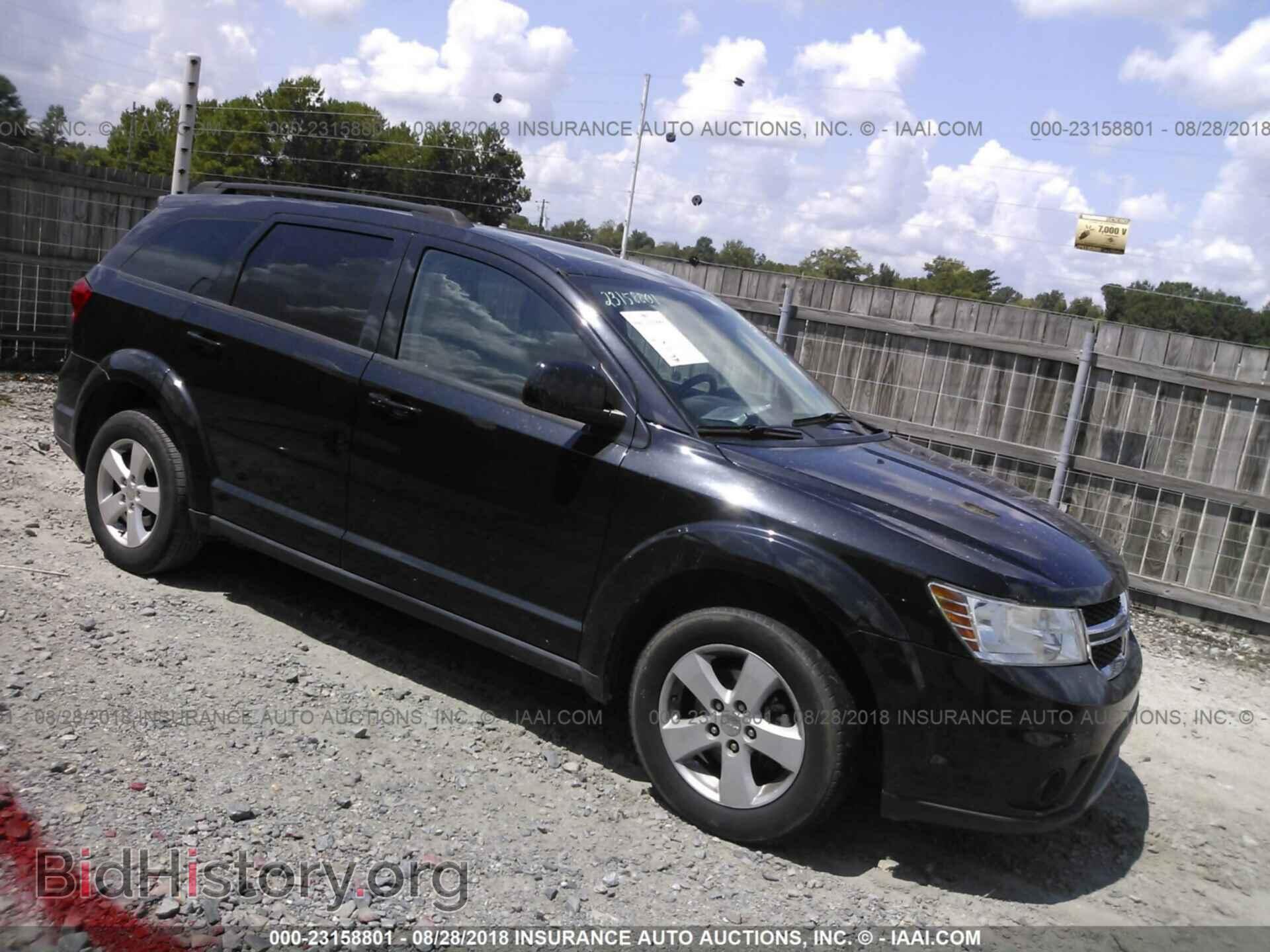 Photo 3D4PG1FG8BT532805 - Dodge Journey 2011