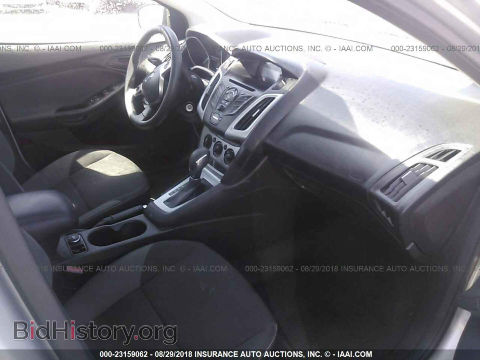 2012 Ford Focus - VIN: 1FAHP3F27CL120962 - Photo 5