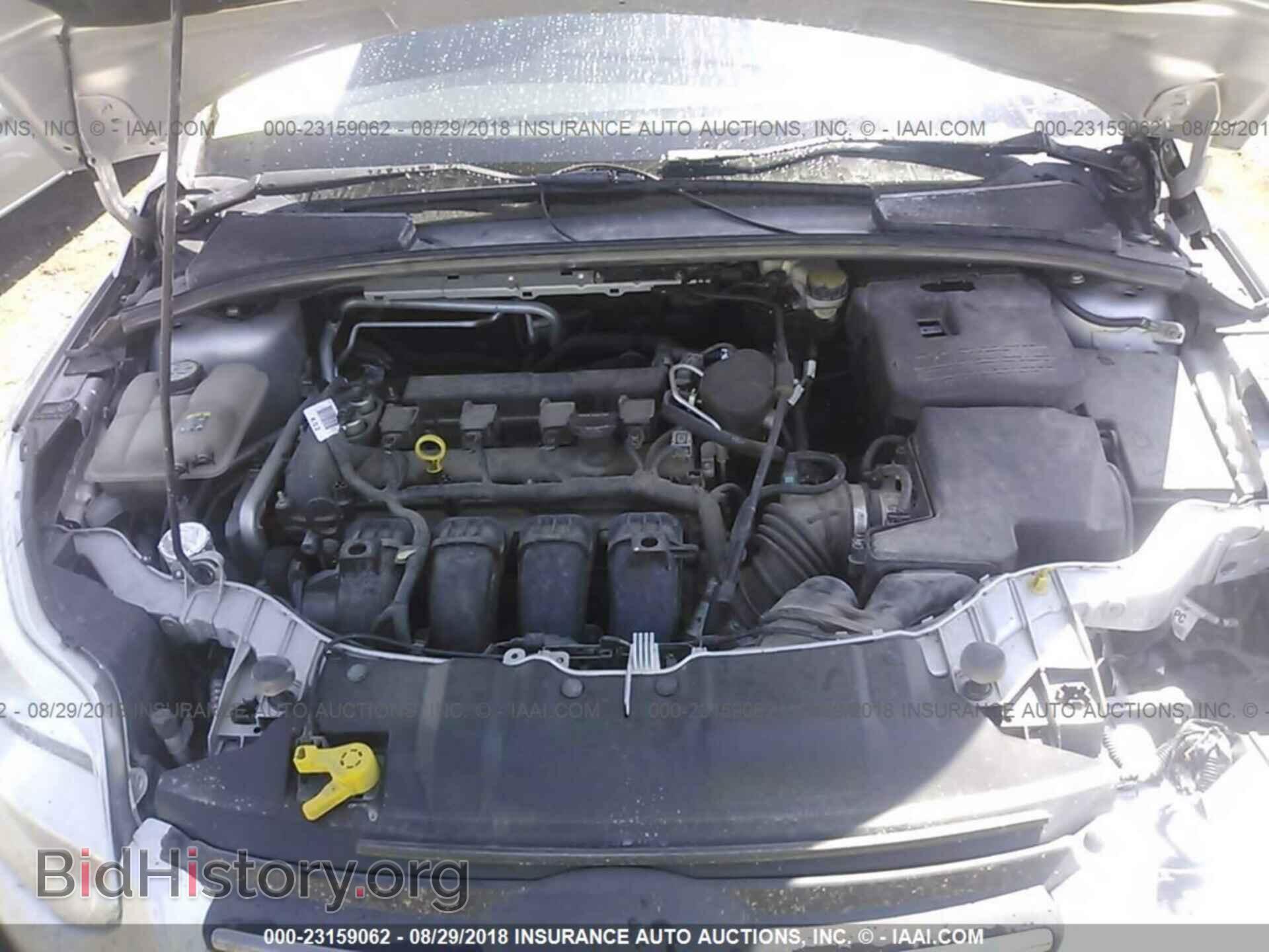 2012 Ford Focus - VIN: 1FAHP3F27CL120962 - Photo 10