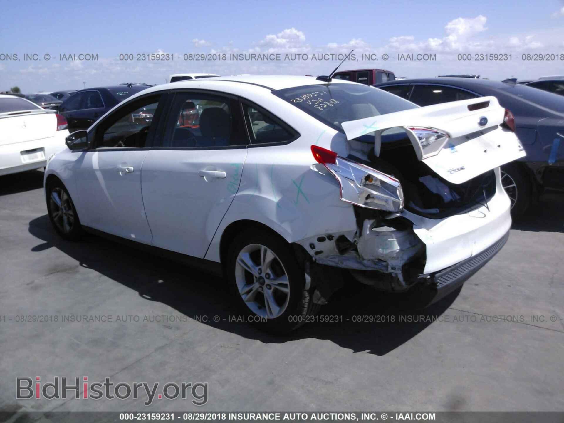 2013 Ford Focus - VIN: 1FADP3F23DL351650 - Photo 3