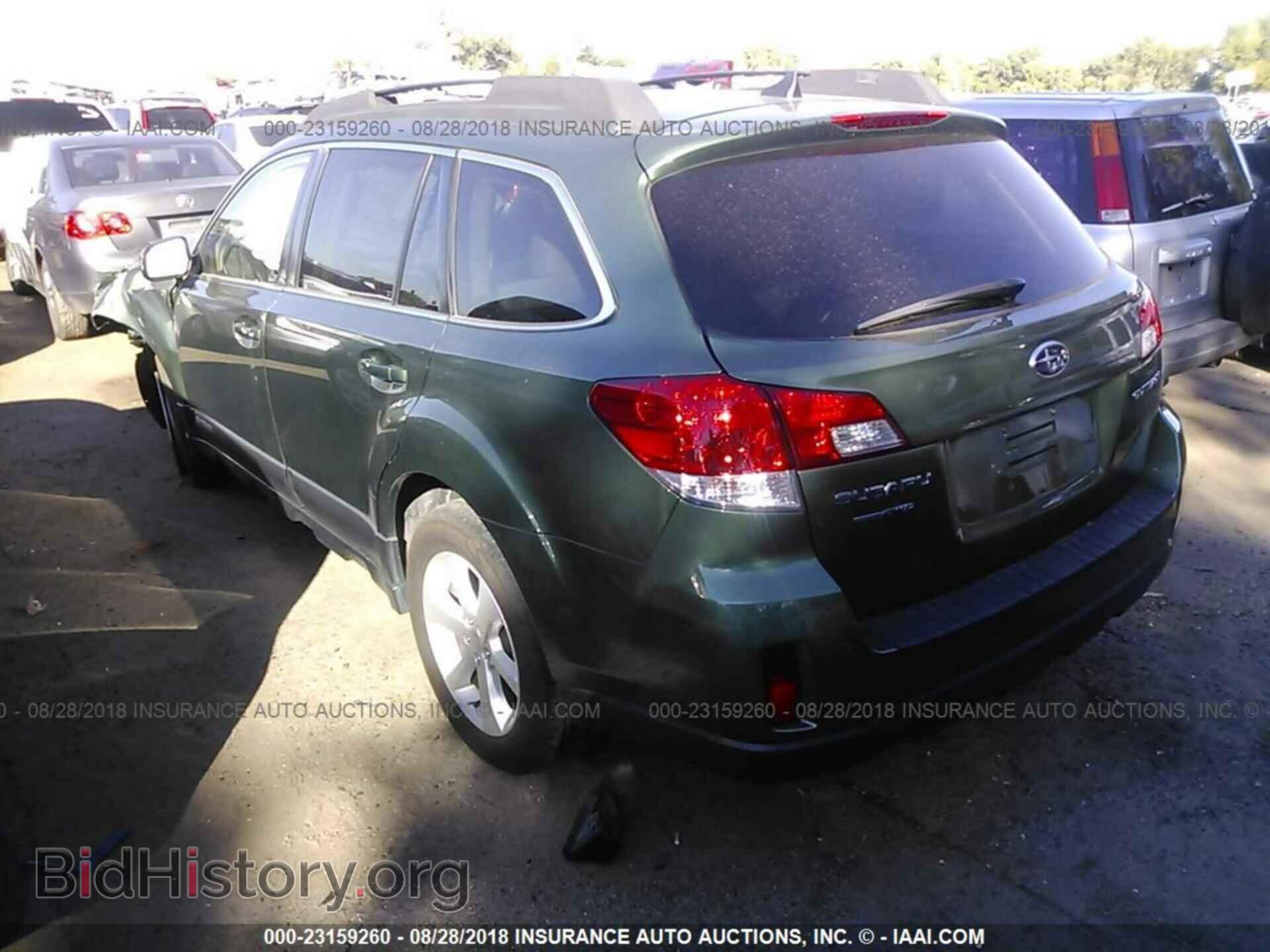 2014 Subaru Outback - VIN: 4S4BRCCC4E3295563 - Фото 3