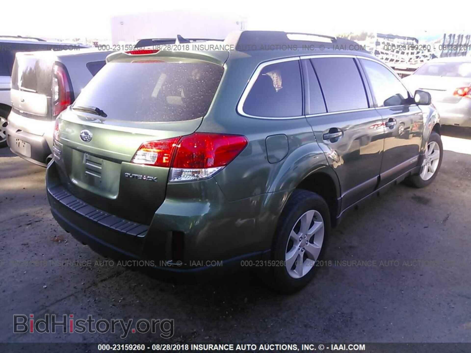 2014 Subaru Outback - VIN: 4S4BRCCC4E3295563 - Фото 4