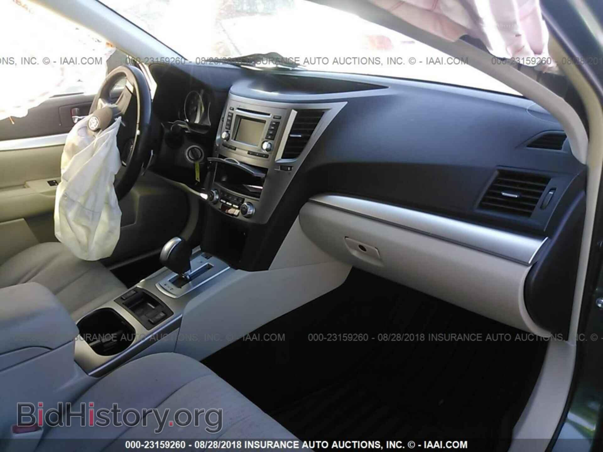 2014 Subaru Outback - VIN: 4S4BRCCC4E3295563 - Фото 5