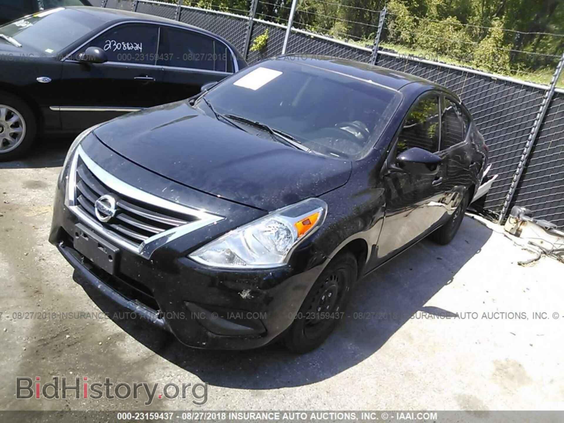 2017 Nissan Versa - VIN: 3N1CN7AP1HL885281 - Фото 2