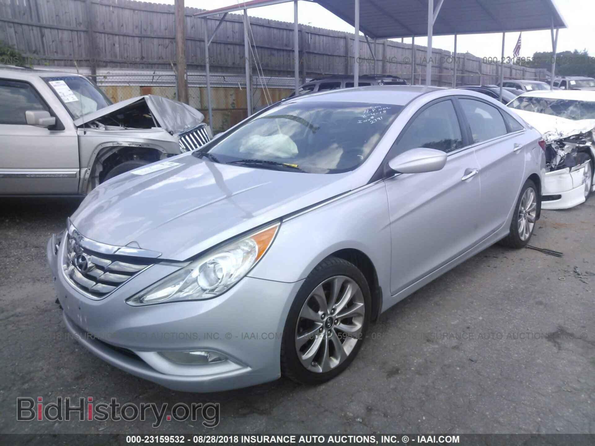 2012 Hyundai Sonata - VIN: 5NPEC4AC5CH421636 - Фото 2