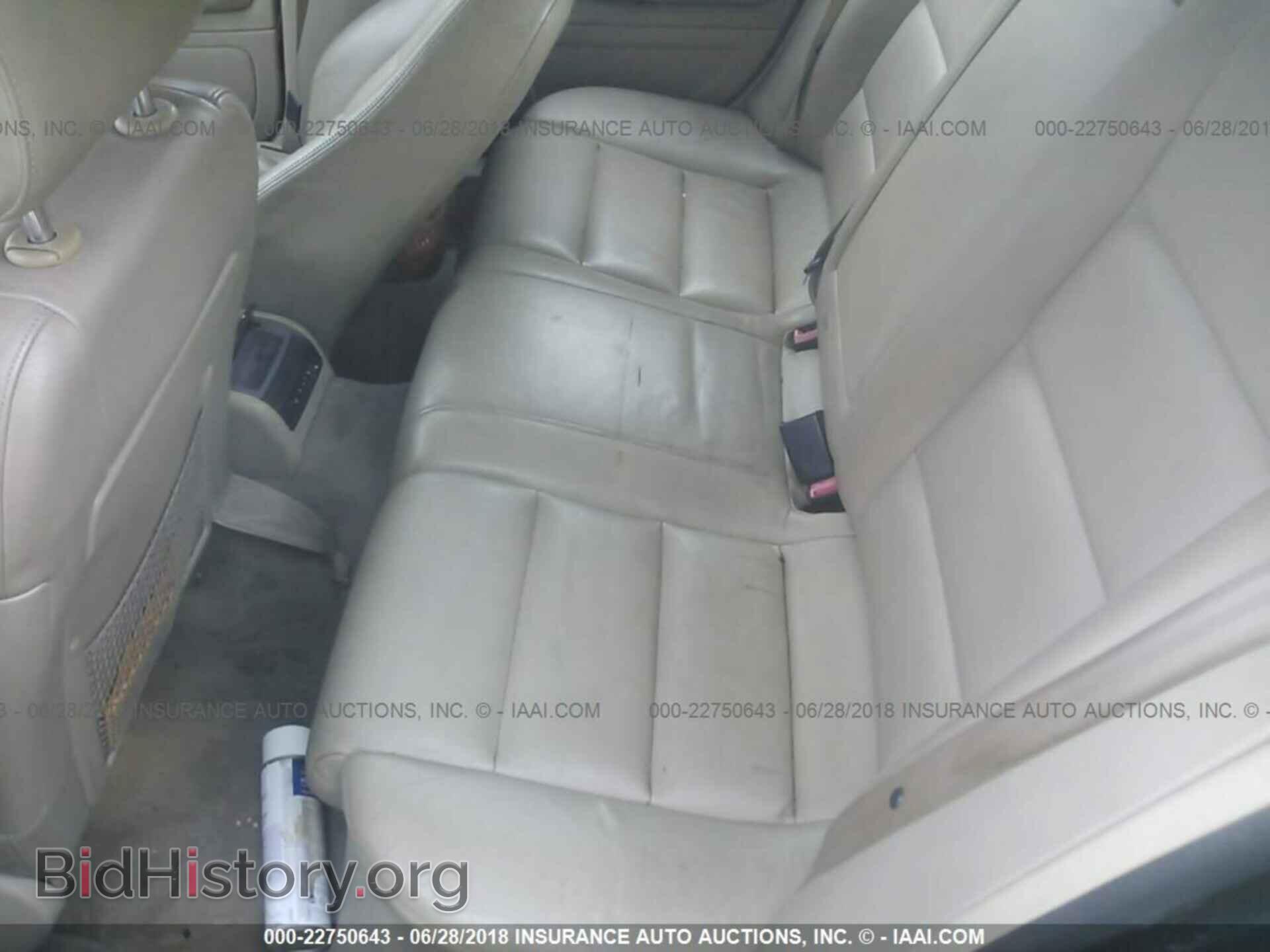 2002 AUDI A4 - VIN: WAULT68E42A173828 - Фото 8
