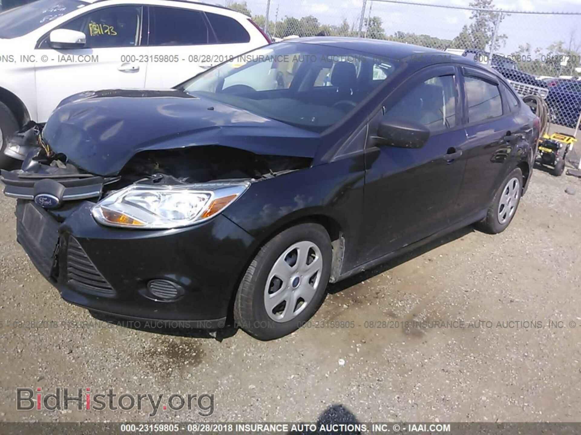 2012 Ford Focus - VIN: 1FAHP3E23CL310551 - Фото 2