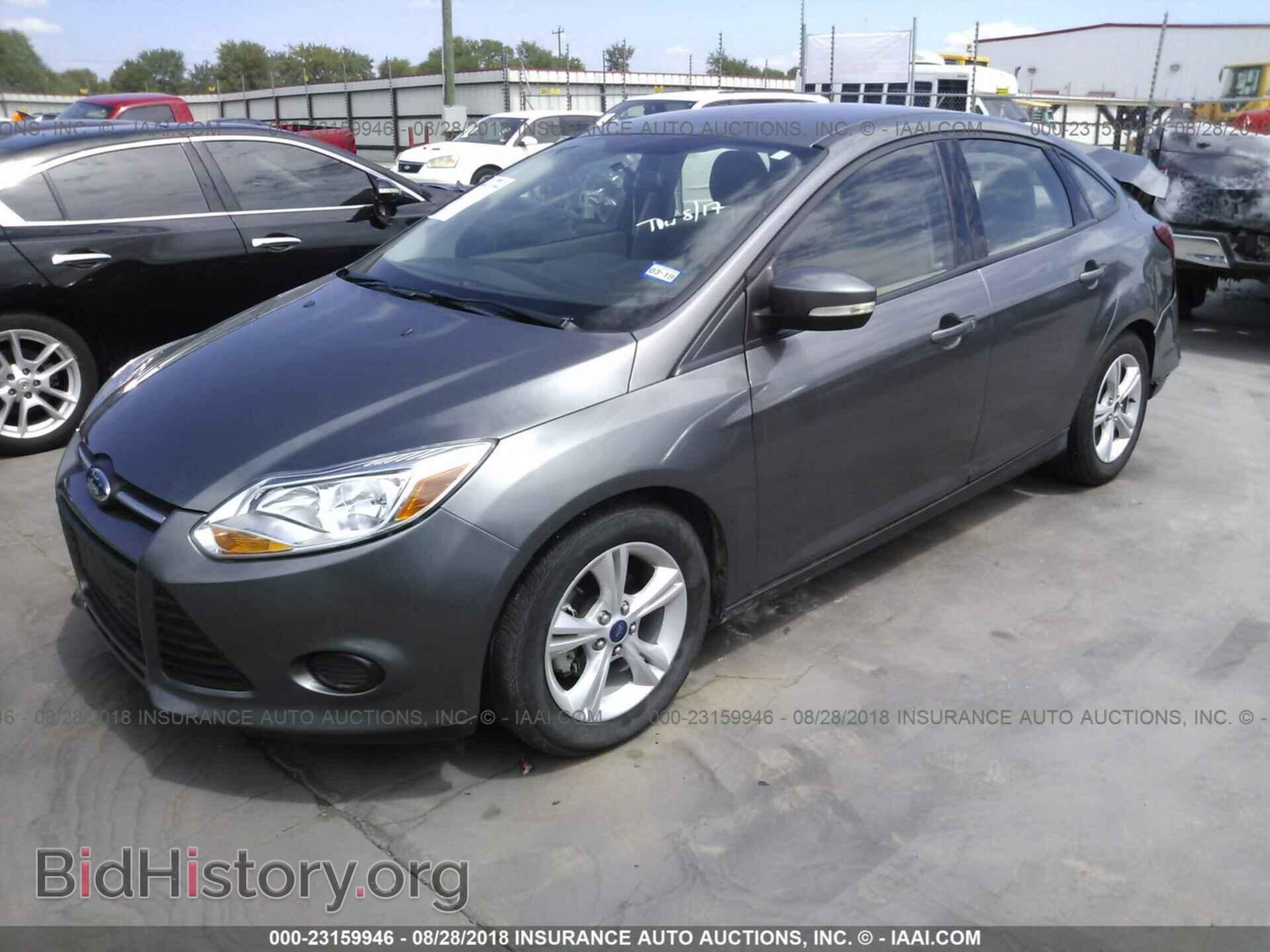 2014 Ford Focus - VIN: 1FADP3F23EL451863 - Photo 2