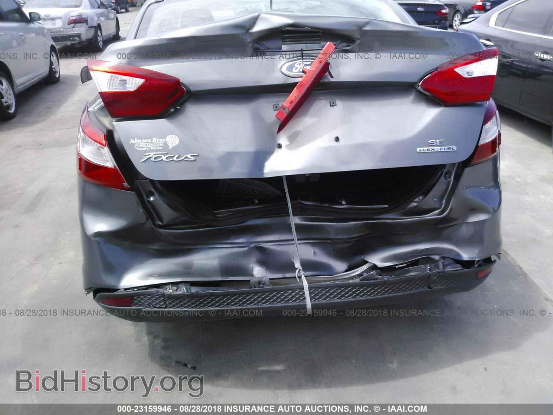 2014 Ford Focus - VIN: 1FADP3F23EL451863 - Photo 6