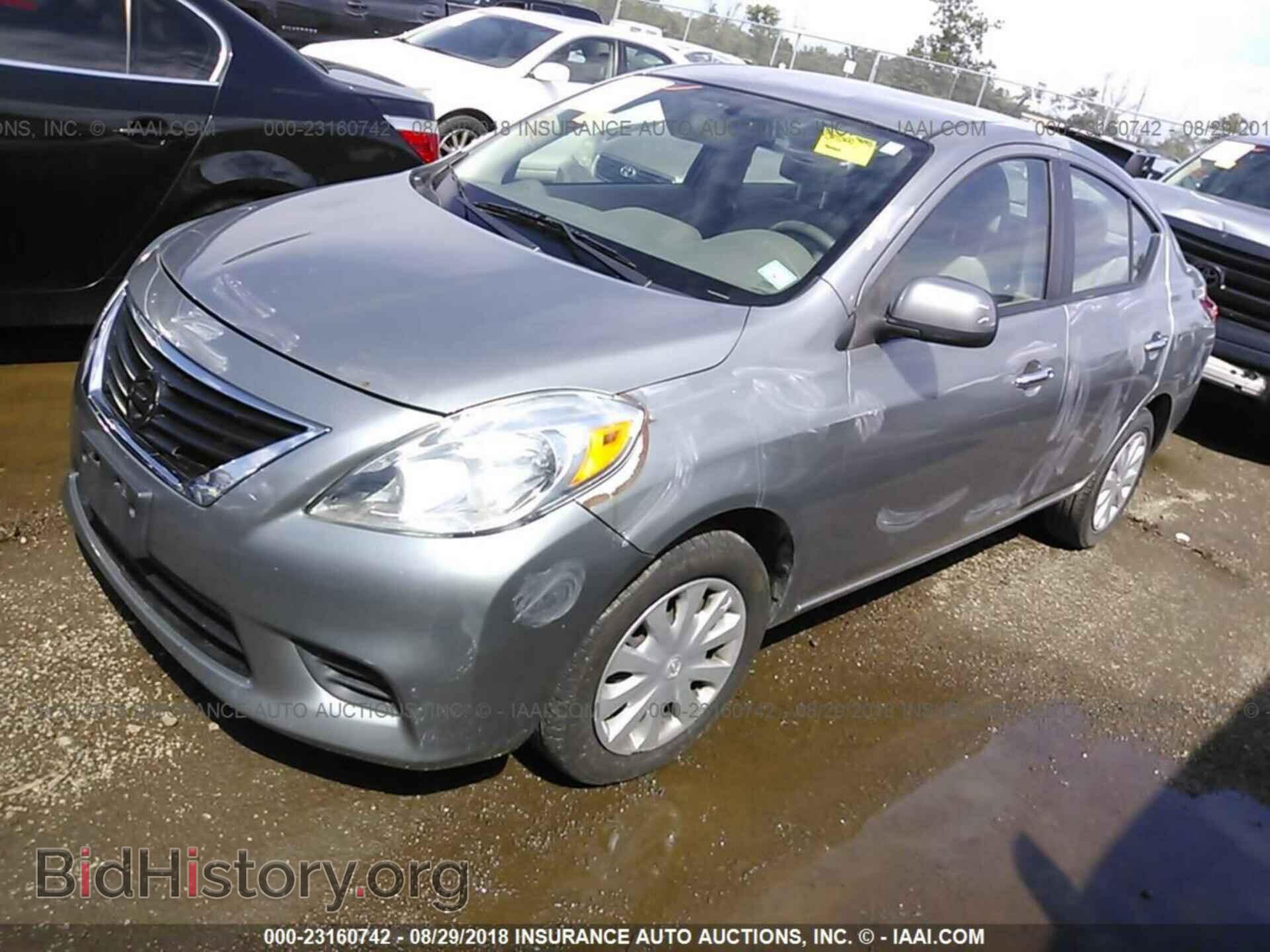 2012 Nissan Versa - VIN: 3N1CN7AP1CL917011 - Фото 2