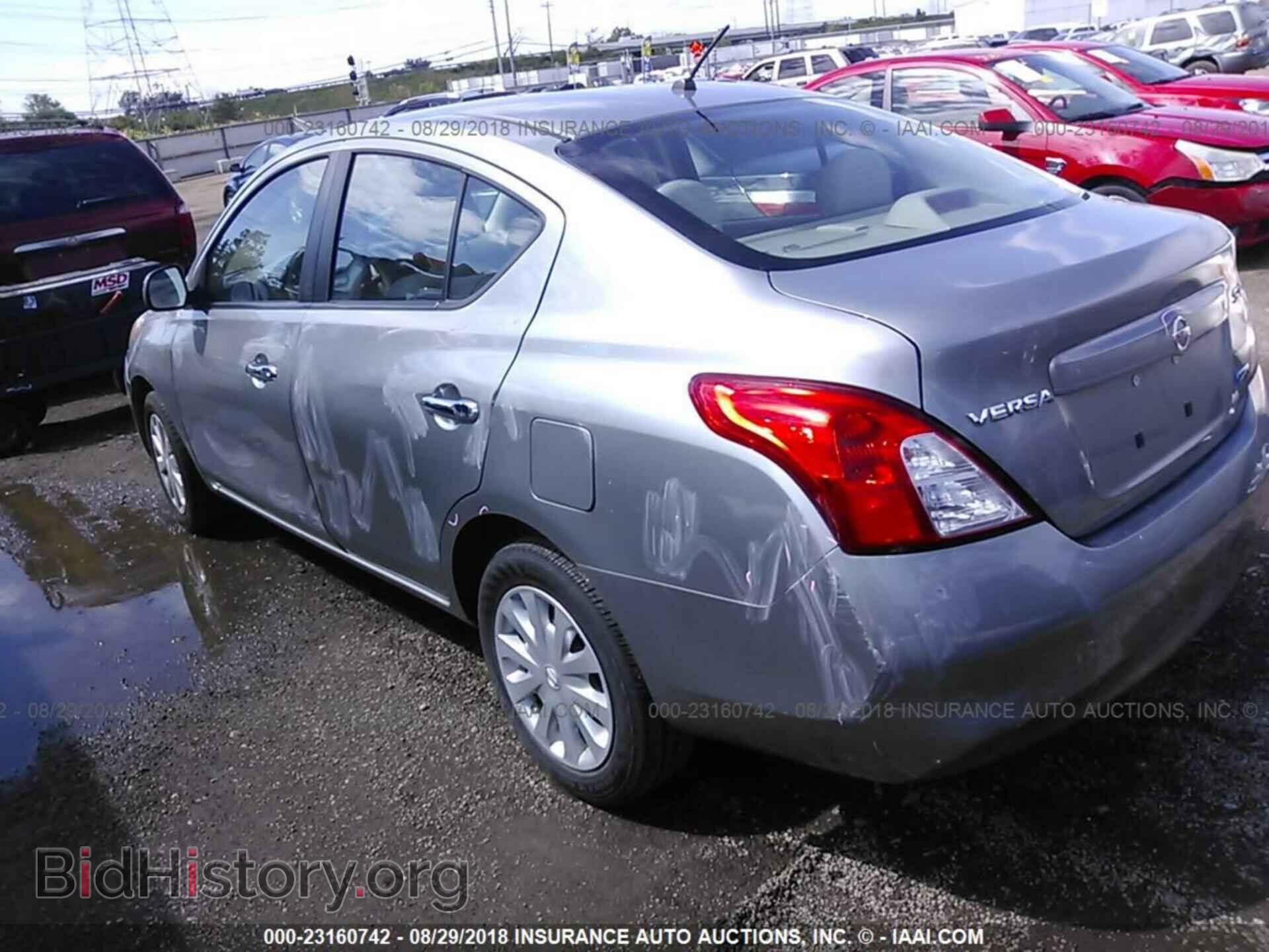 2012 Nissan Versa - VIN: 3N1CN7AP1CL917011 - Фото 3