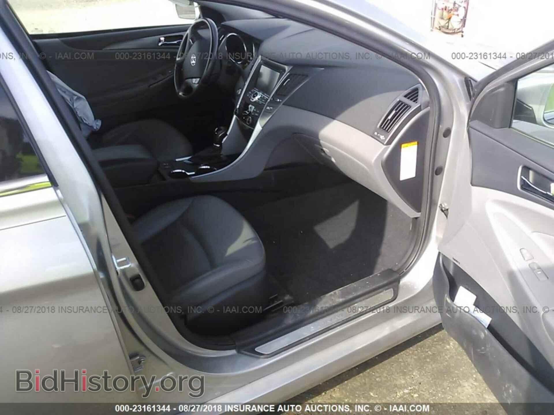 2012 Hyundai Sonata - VIN: KMHEC4A48CA047986 - Фото 5