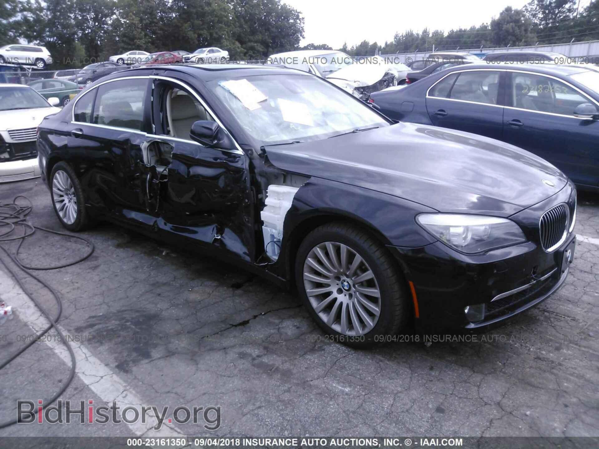 Фотография WBAKB8C55CDX20820 - Bmw 750 2012
