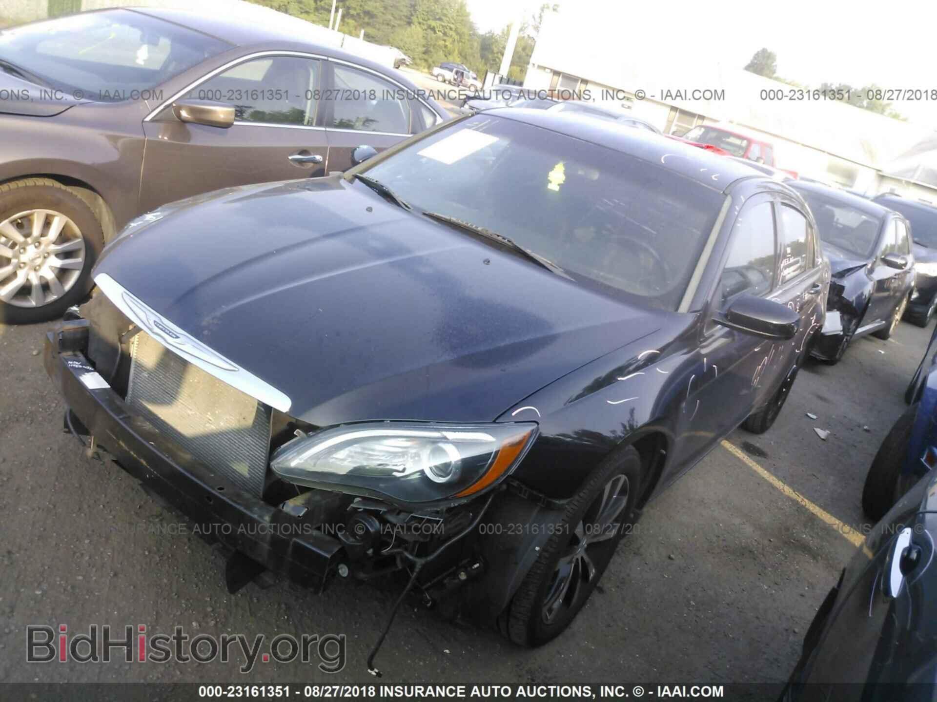 2013 Chrysler 200 - VIN: 1C3CCBBG1DN718096 - Photo 2