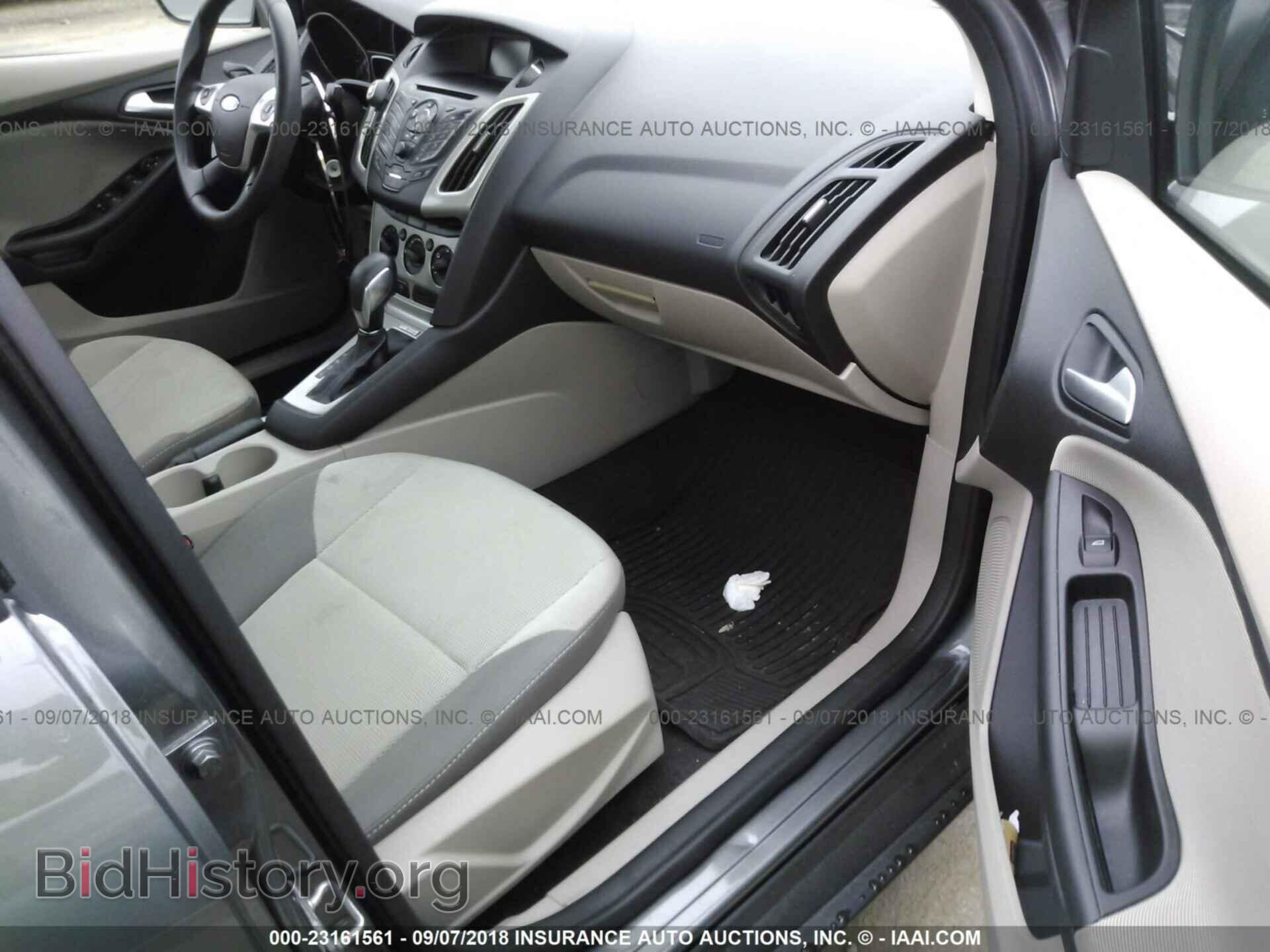 2014 Ford Focus - VIN: 1FADP3F23EL265840 - Photo 5