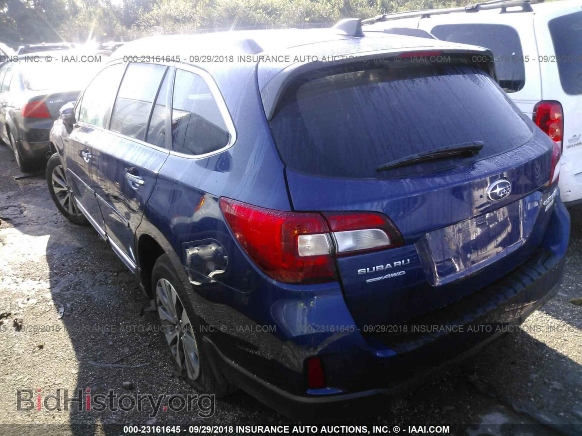 2017 Subaru Outback - VIN: 4S4BSATC4H3415780 - Фото 3