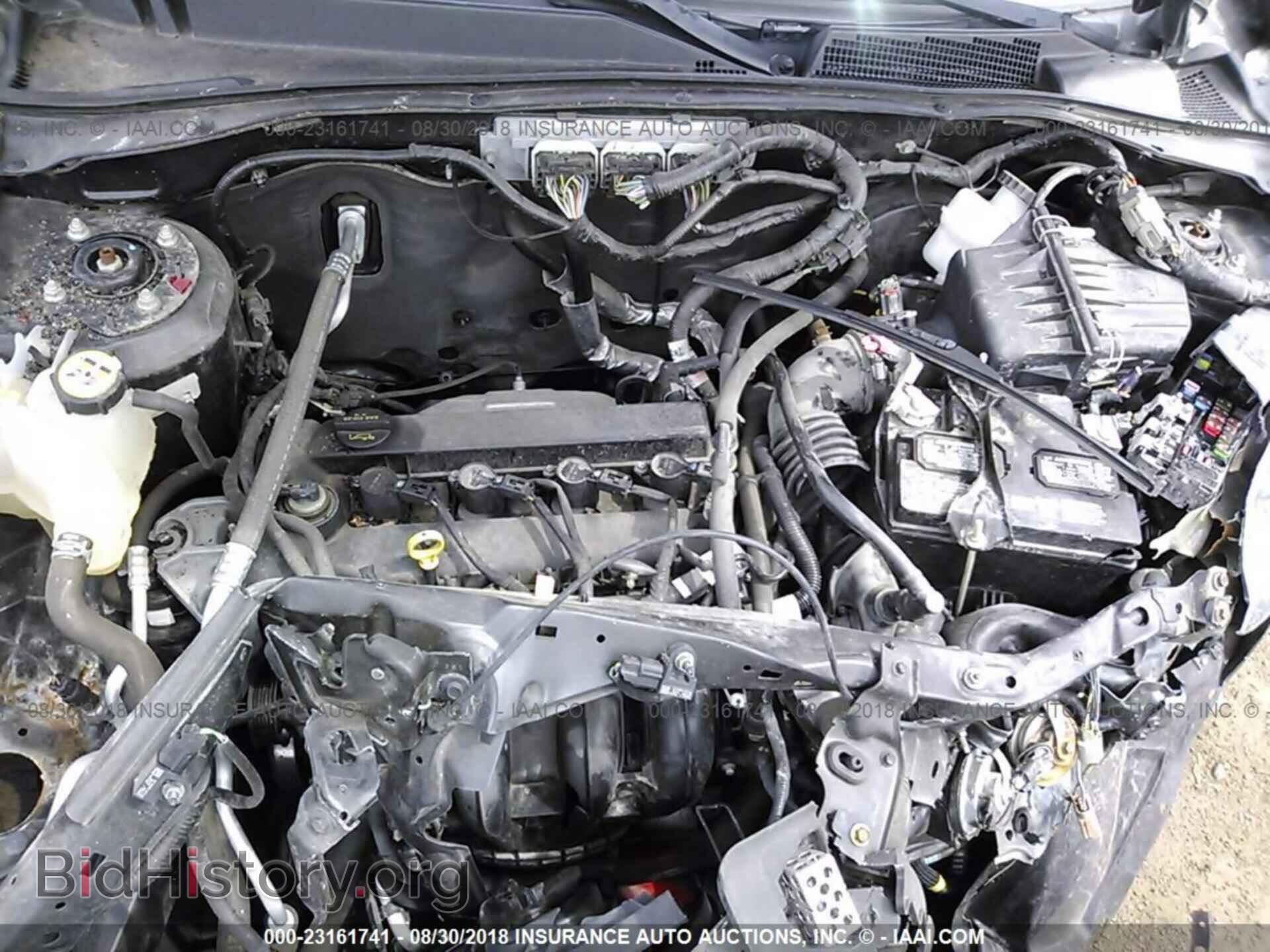 2011 Ford Escape - VIN: 1FMCU0D72BKA66948 - Photo 10