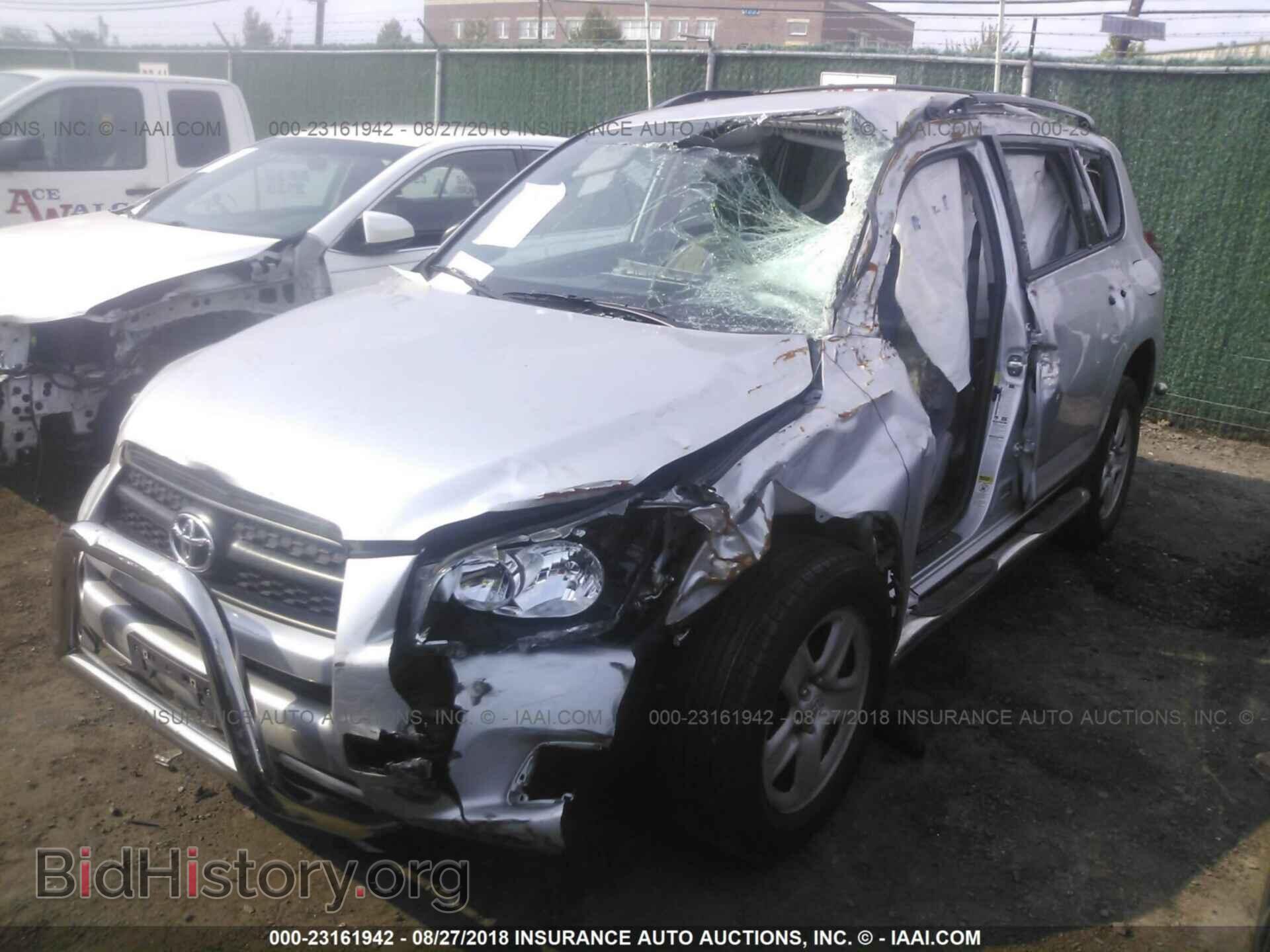 2012 Toyota Rav4 - VIN: 2T3BF4DV7CW268046 - Фото 2