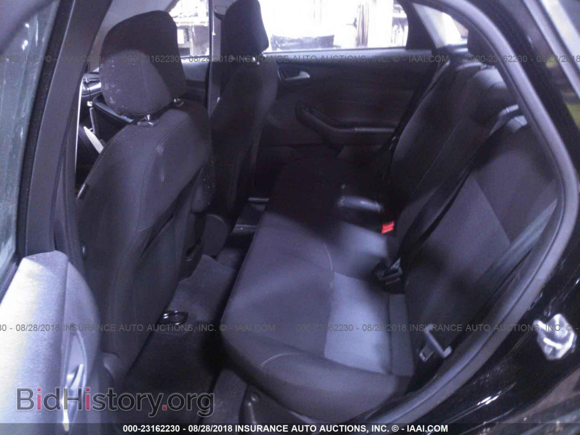 2016 Ford Focus - VIN: 1FADP3F27GL396787 - Фото 8