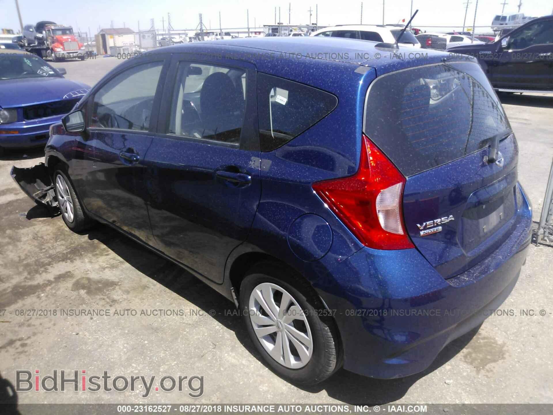 2018 Nissan Versa note - VIN: 3N1CE2CPXJL351766 - Фото 3