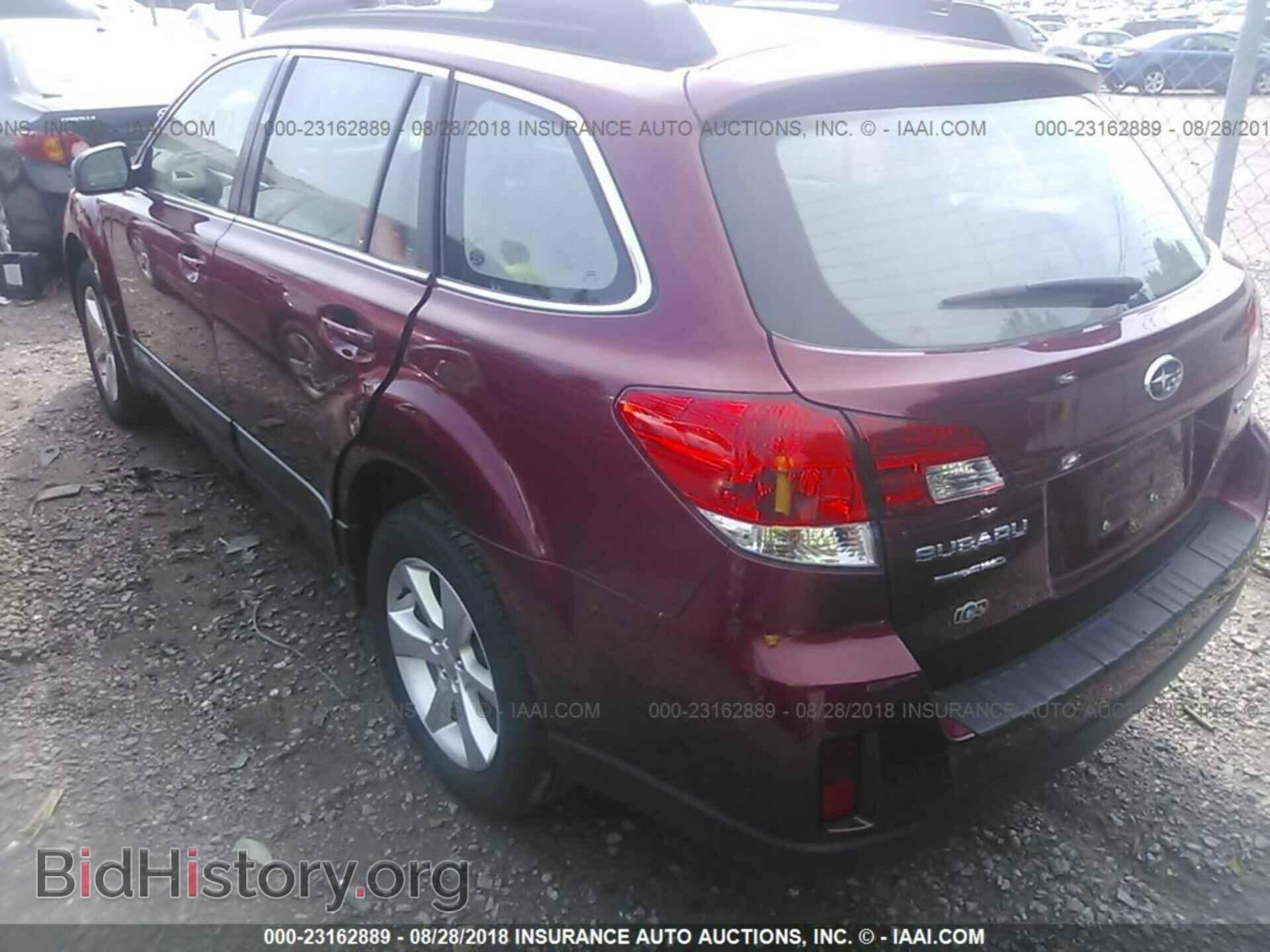 2014 Subaru Outback - VIN: 4S4BRBAC5E3315249 - Фото 3