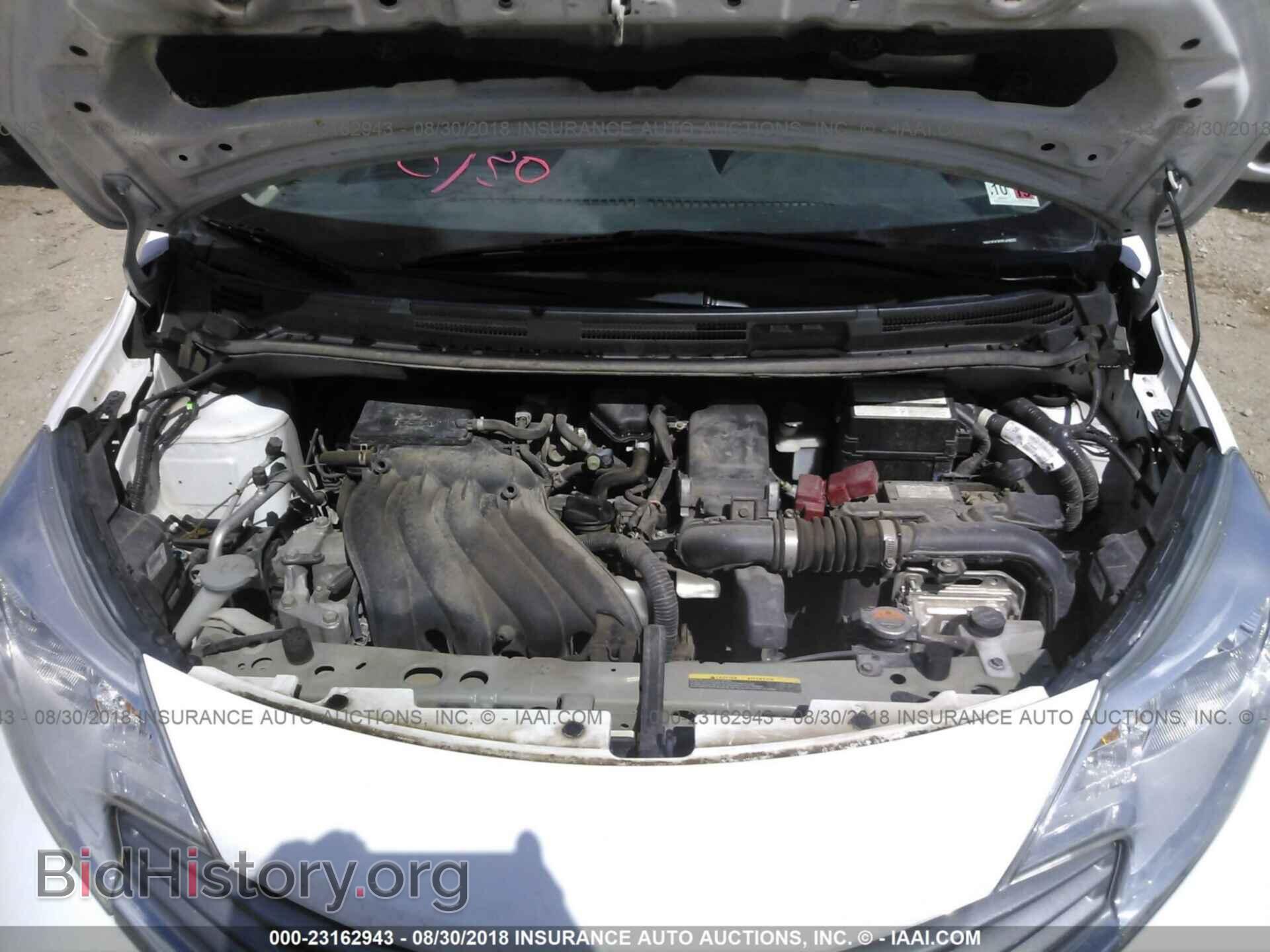 2015 Nissan Versa note - VIN: 3N1CE2CP2FL416522 - Photo 10