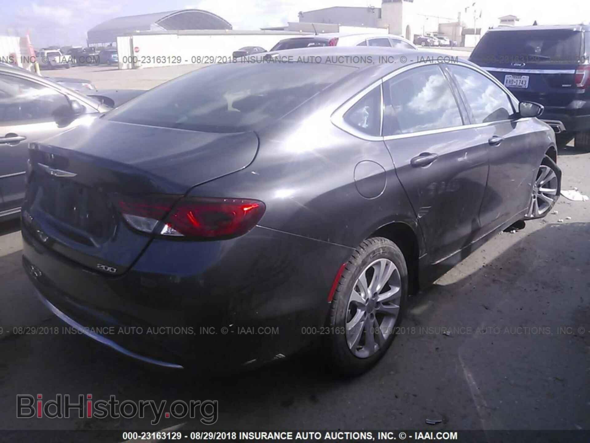 2015 Chrysler 200 - VIN: 1C3CCCAB0FN595583 - Фото 4