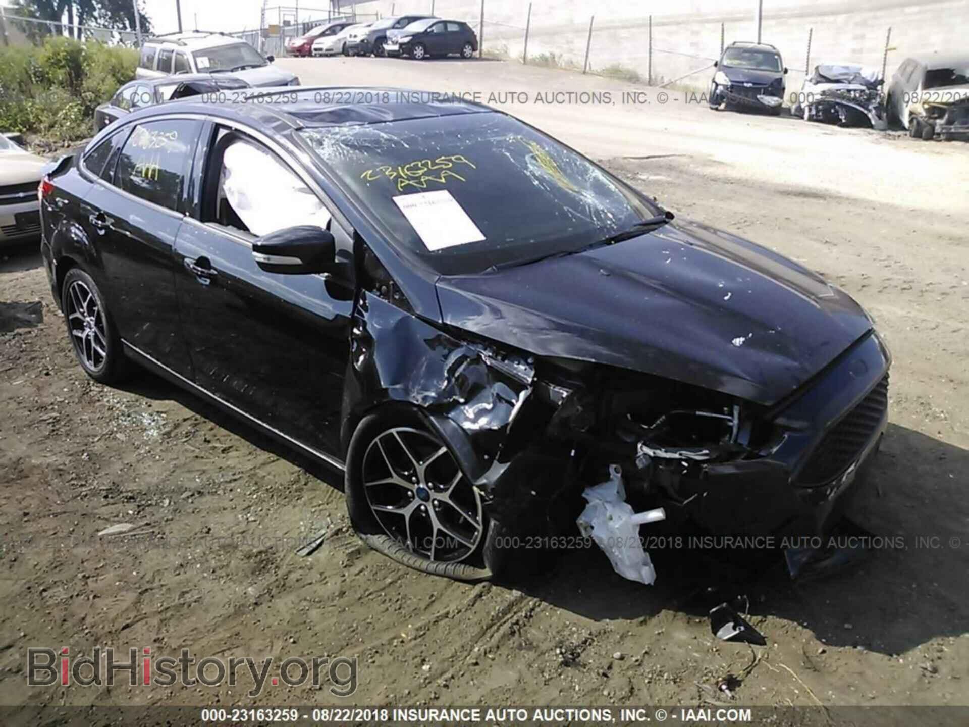 Photo 1FADP3H22HL308257 - Ford Focus 2017