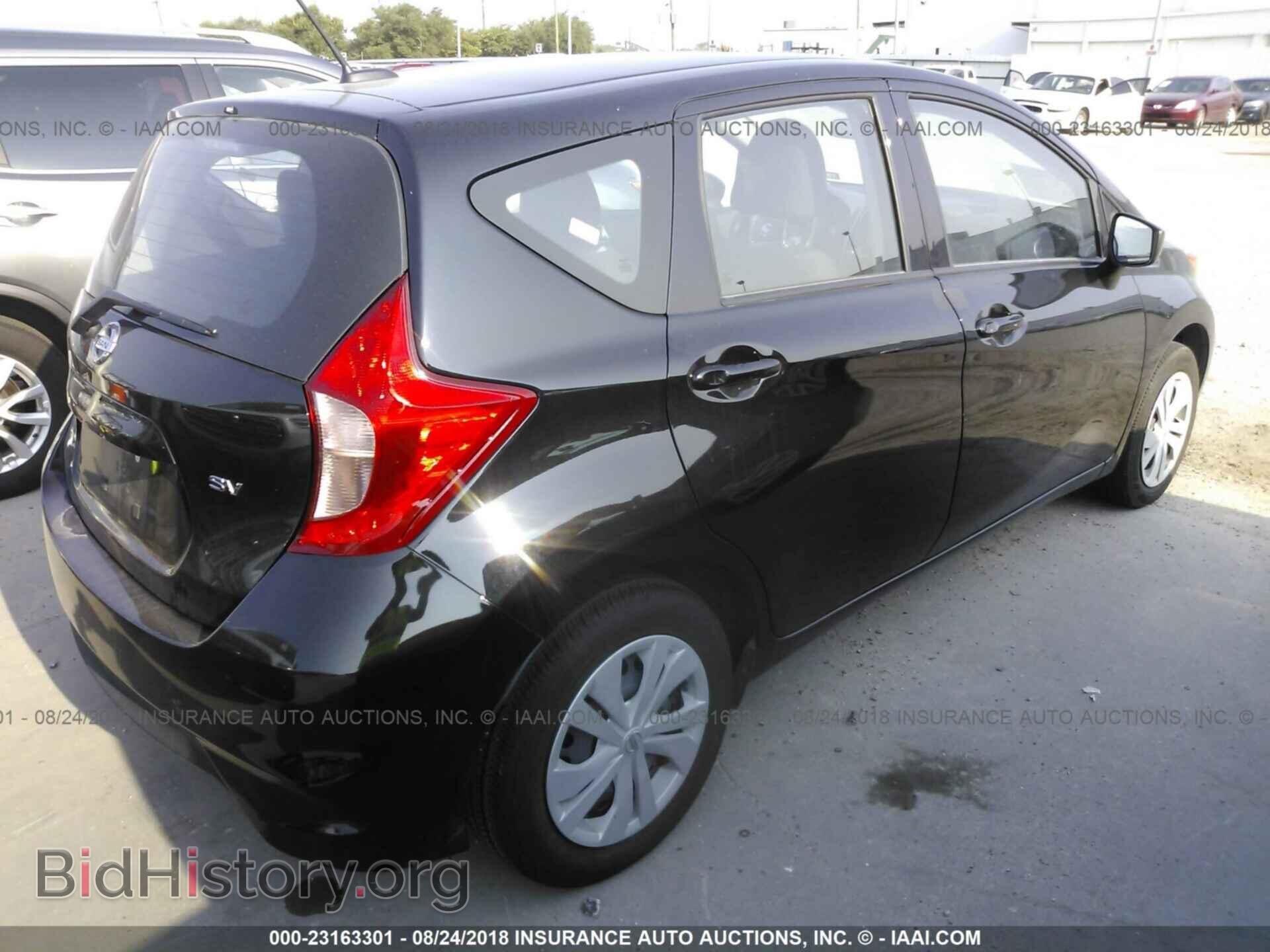 2018 Nissan Versa note - VIN: 3N1CE2CP7JL353684 - Фото 4
