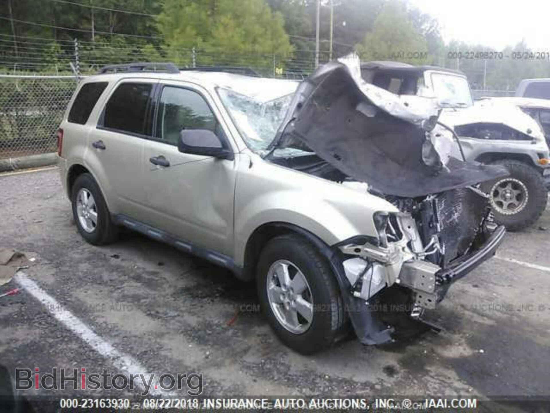 Photo 1FMCU0D76CKC23639 - FORD ESCAPE 2012