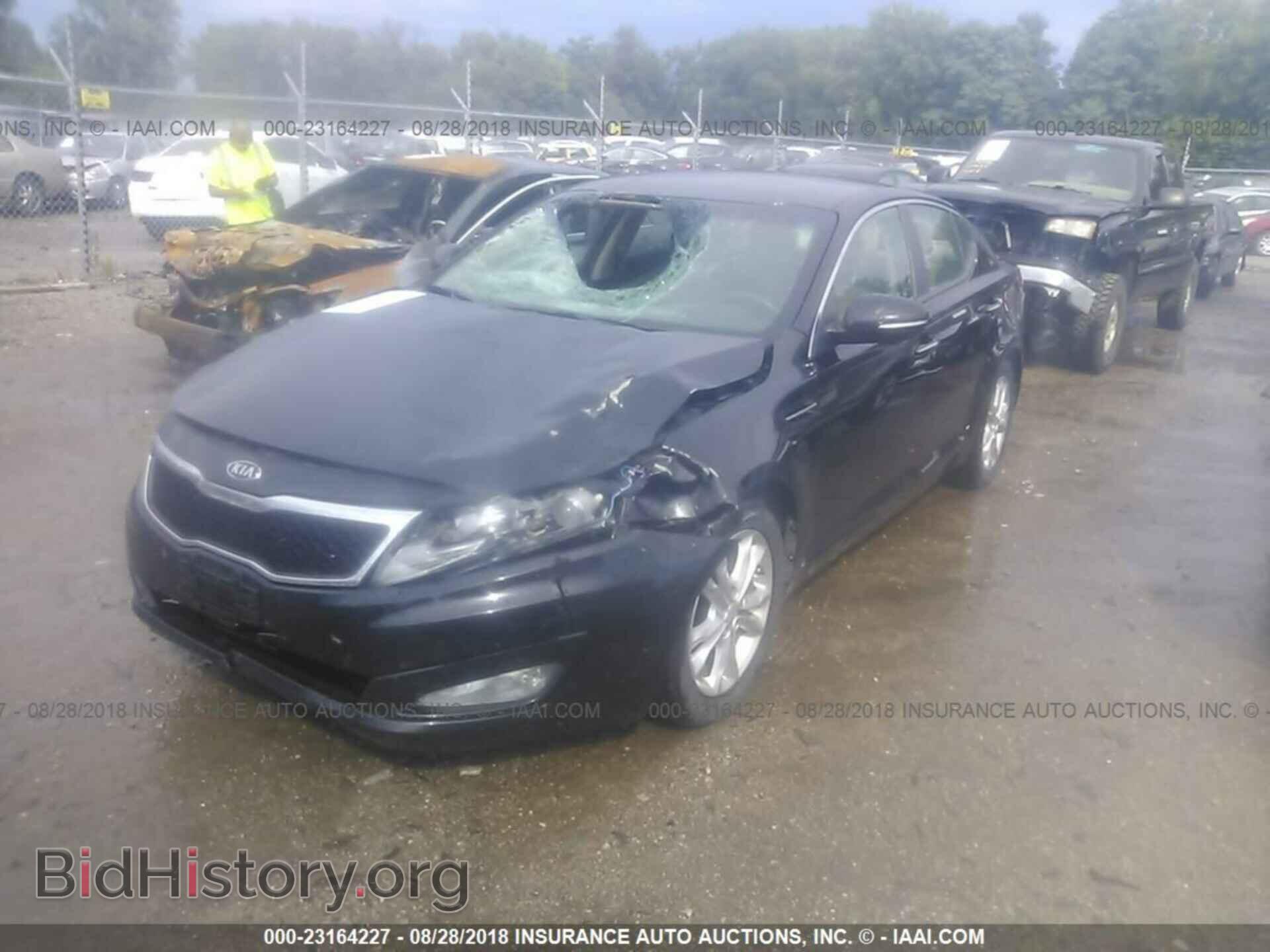 2012 Kia Optima - VIN: 5XXGM4A74CG069010 - Photo 2