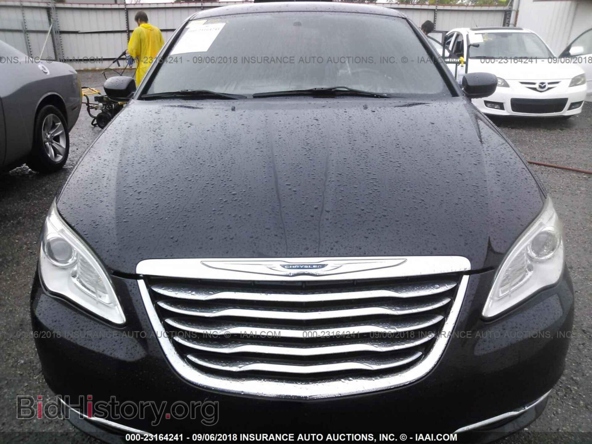 2011 Chrysler 200 - VIN: 1C3BC1FB3BN500775 - Фото 6