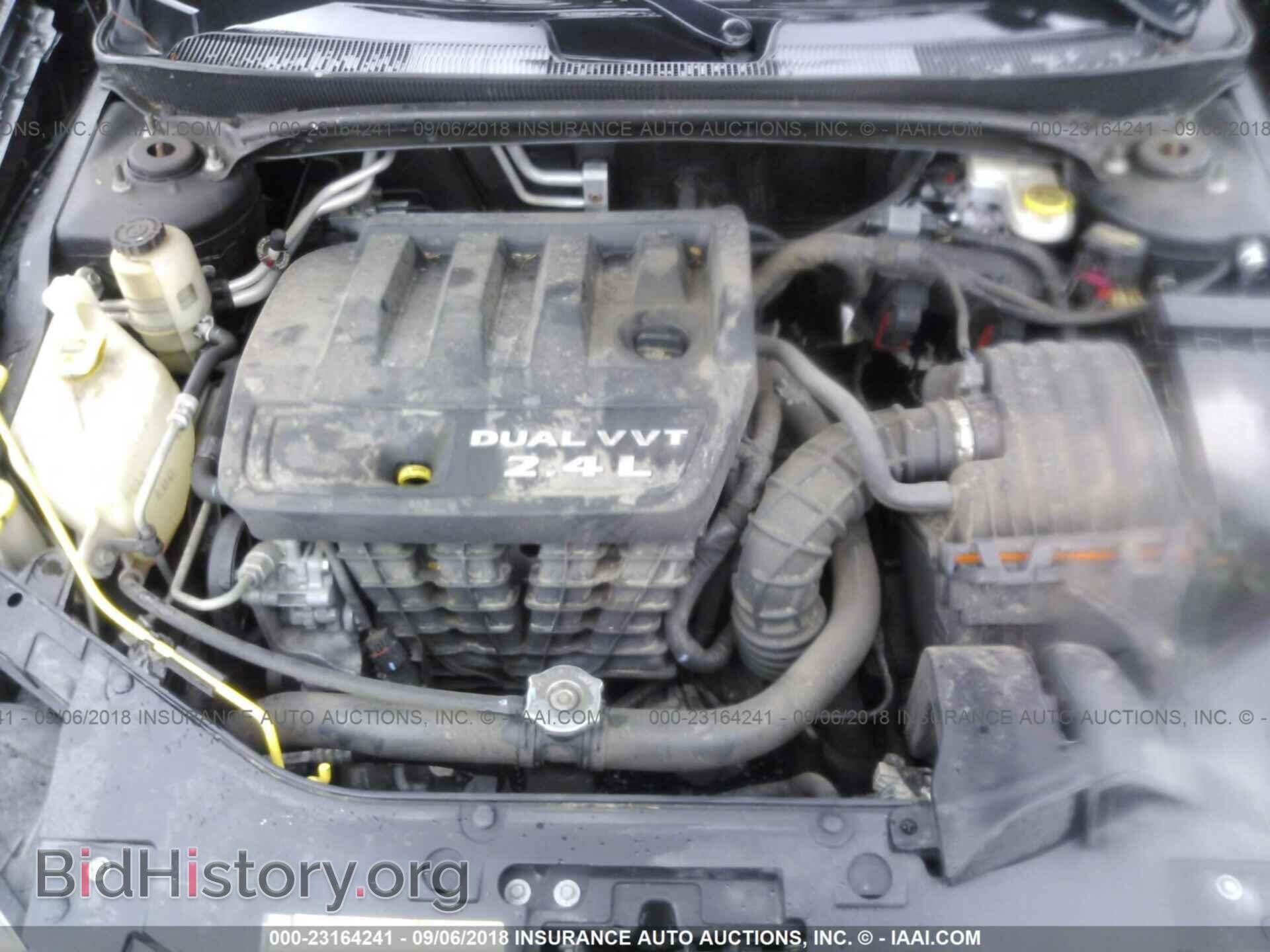 2011 Chrysler 200 - VIN: 1C3BC1FB3BN500775 - Фото 10