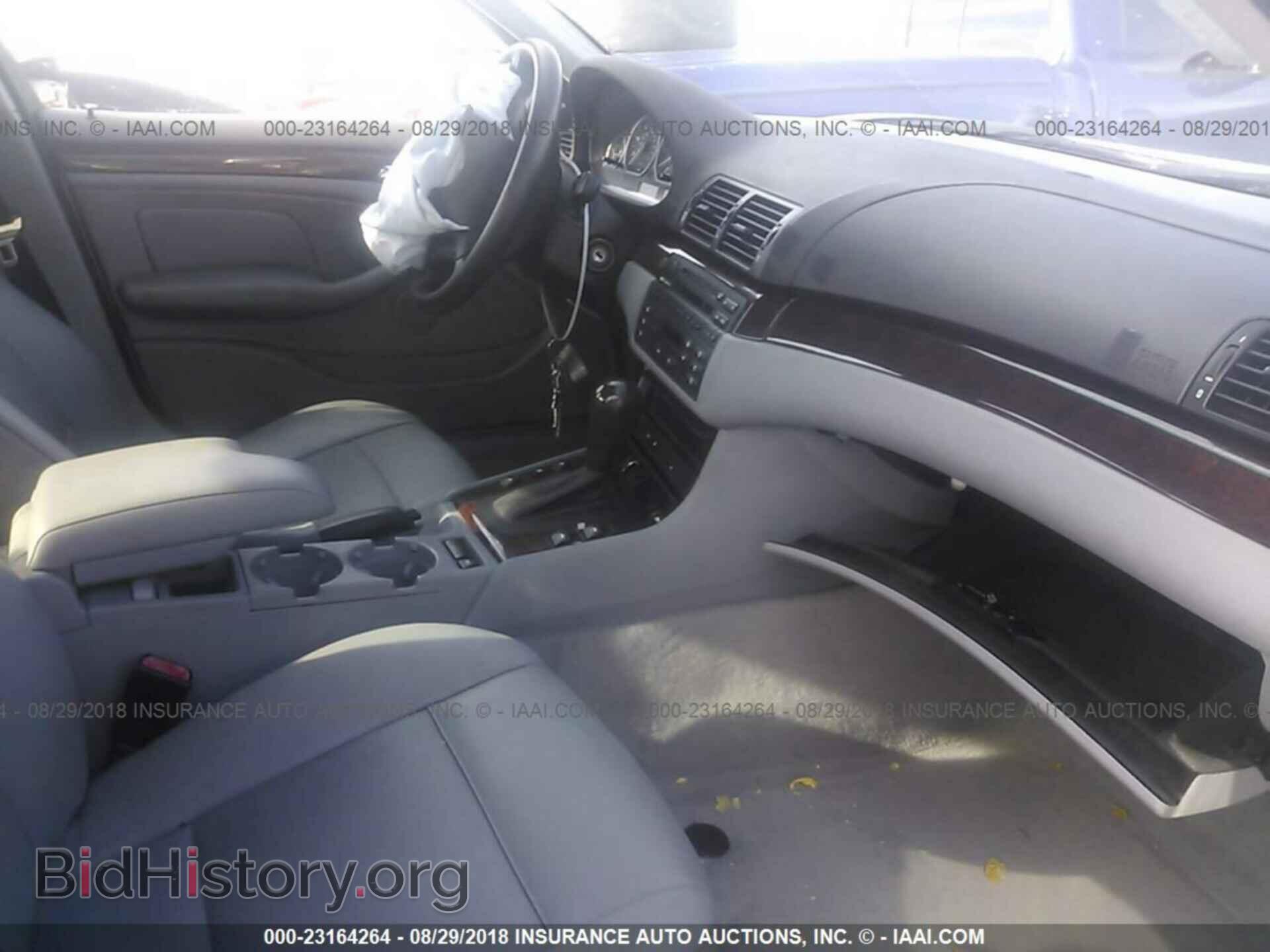 2004 BMW 330 - VIN: WBAEV53494KM37456 - Фото 5