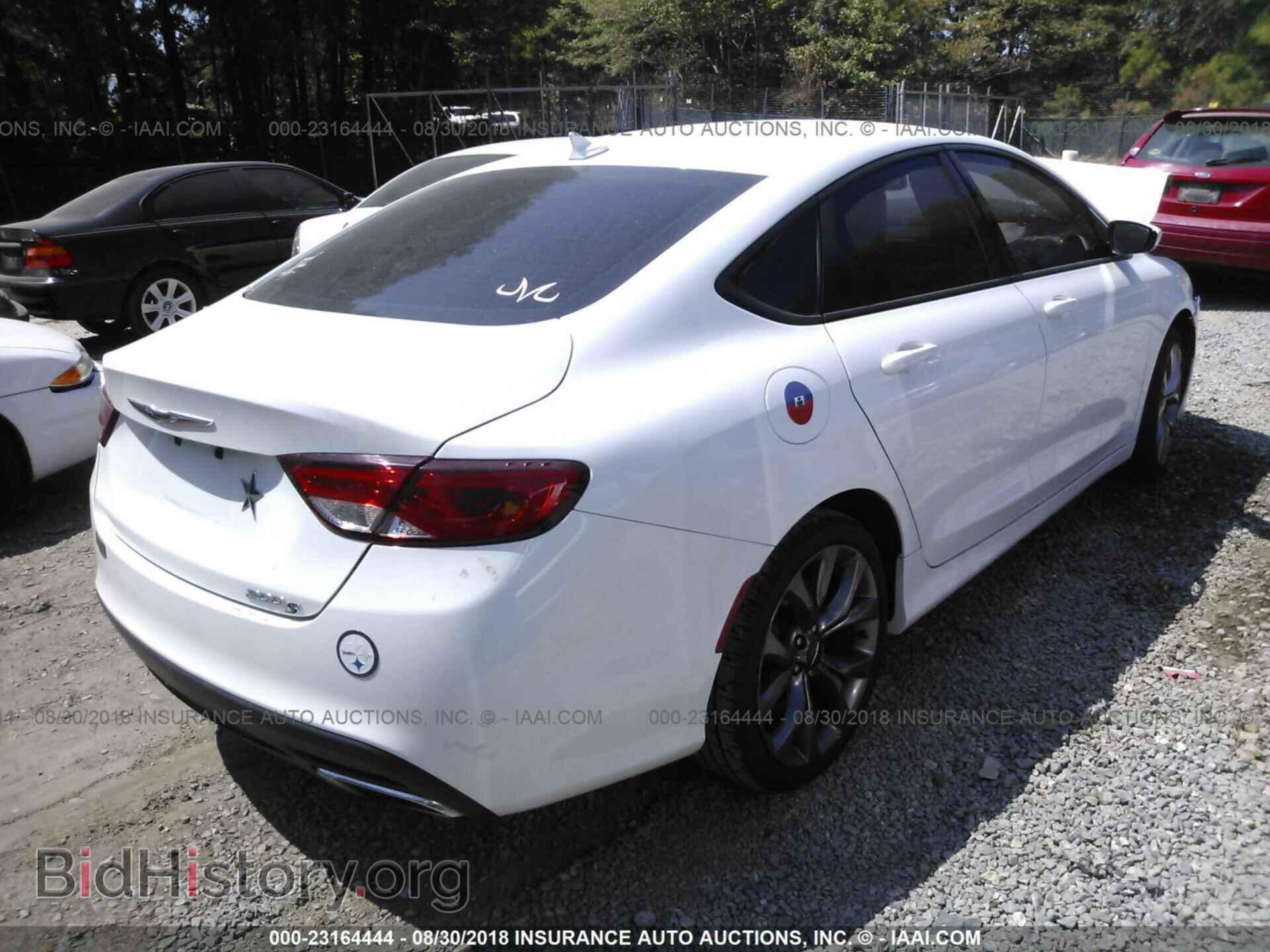 2015 Chrysler 200 - VIN: 1C3CCCBG6FN542882 - Фото 4