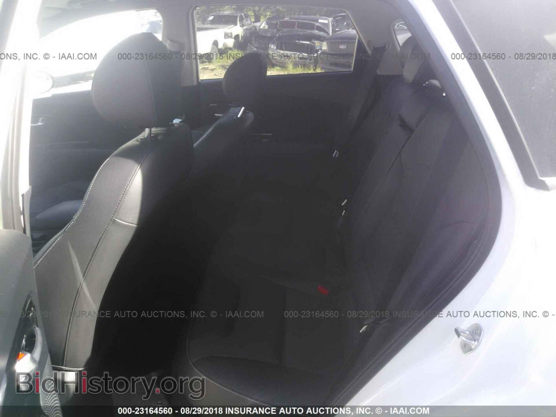 2017 Kia Niro - VIN: KNDCC3LCXH5061768 - Фото 8
