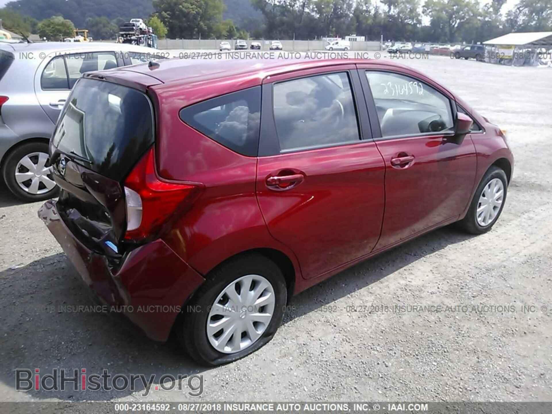 2015 Nissan Versa note - VIN: 3N1CE2CP4FL409894 - Фото 4