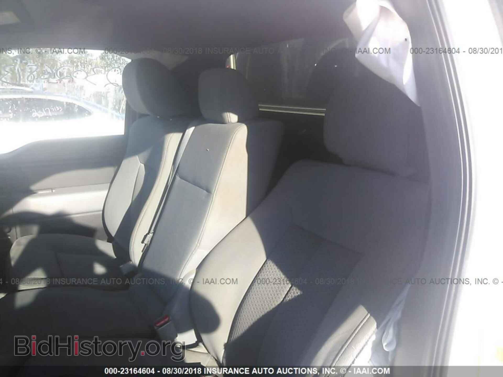 2014 Ford F150 - VIN: 1FTMF1CM4EKE62383 - Photo 8