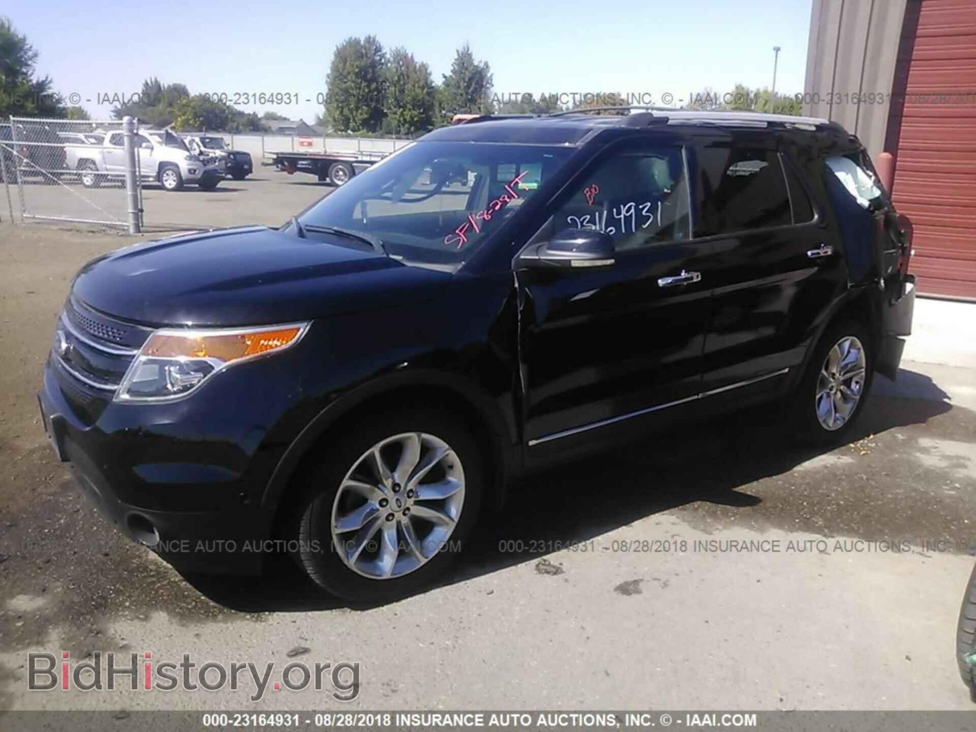 2012 Ford Explorer - VIN: 1FMHK8F88CGA17483 - Фото 2
