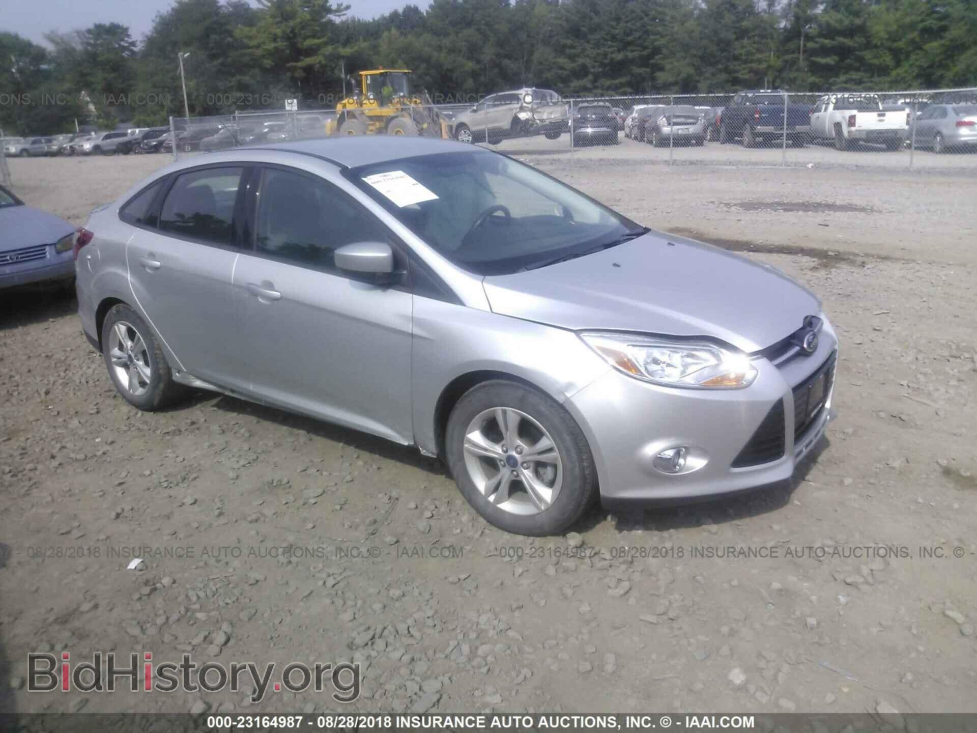 Фотография 1FAHP3F26CL425983 - Ford Focus 2012