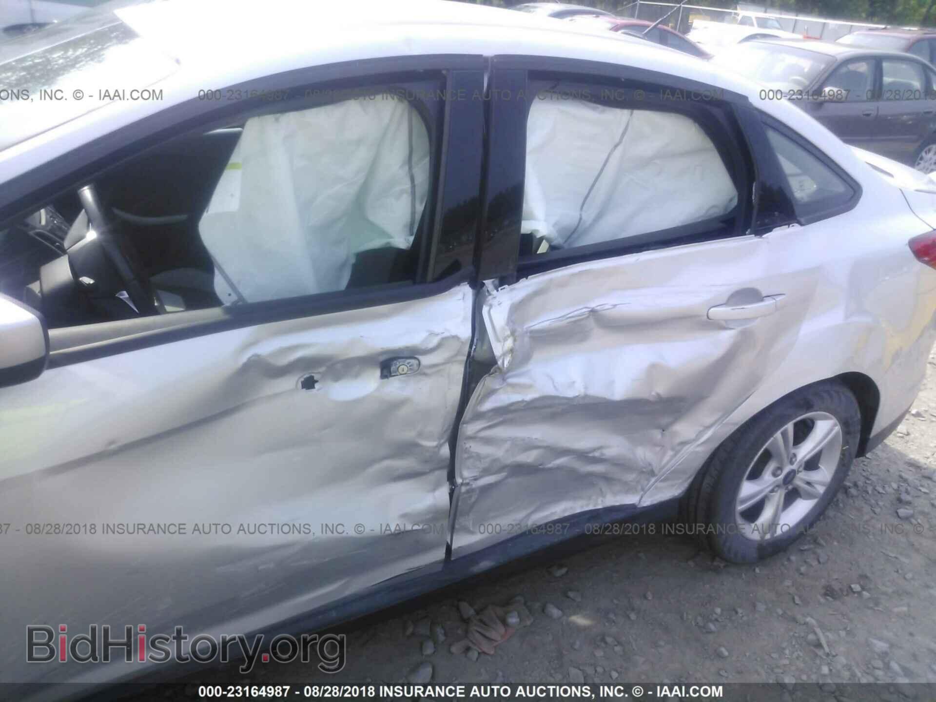 2012 Ford Focus - VIN: 1FAHP3F26CL425983 - Photo 6