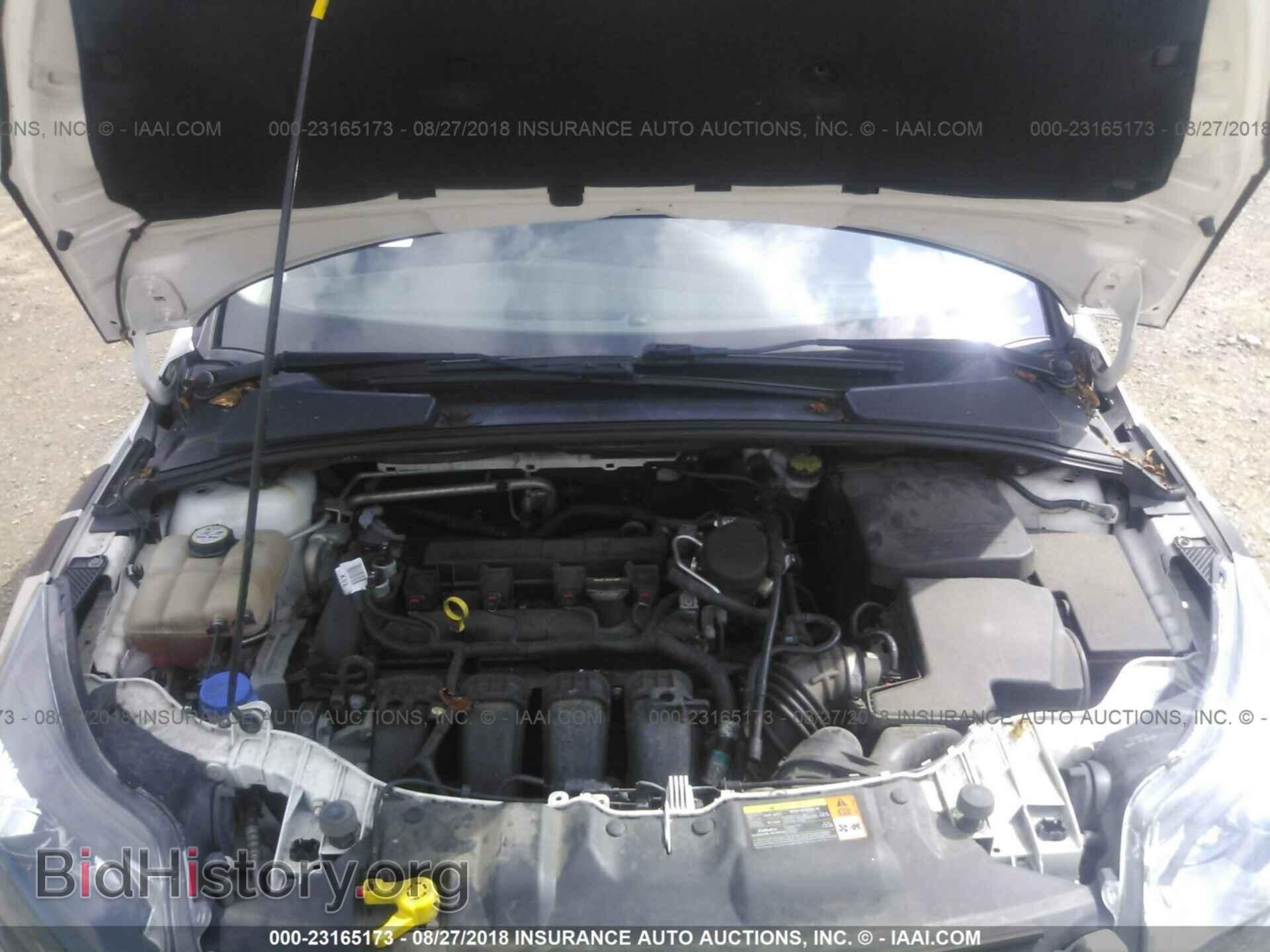 2012 Ford Focus - VIN: 1FAHP3J20CL475186 - Photo 10
