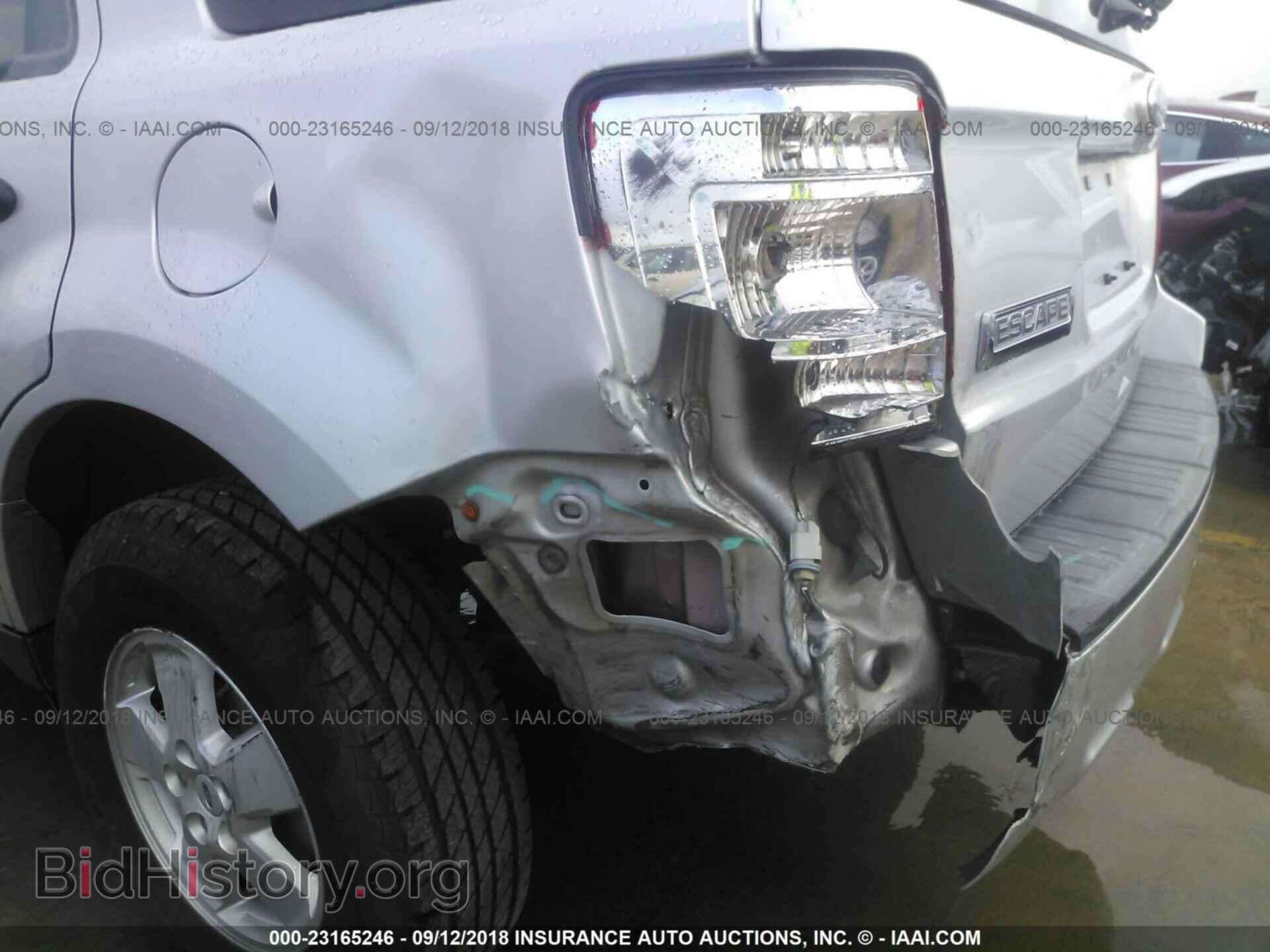 2012 Ford Escape - VIN: 1FMCU0C74CKB32886 - Photo 6