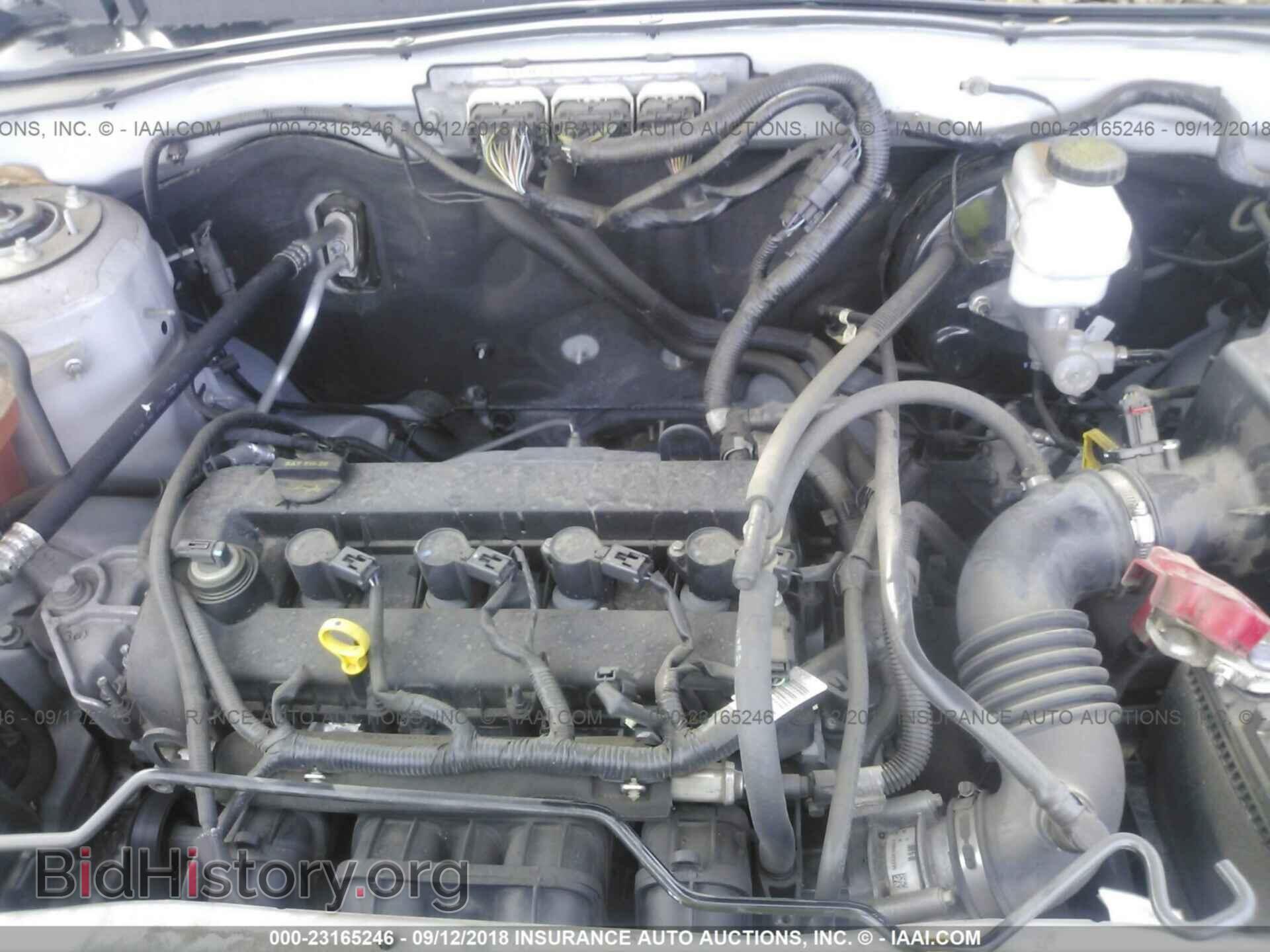 2012 Ford Escape - VIN: 1FMCU0C74CKB32886 - Photo 10