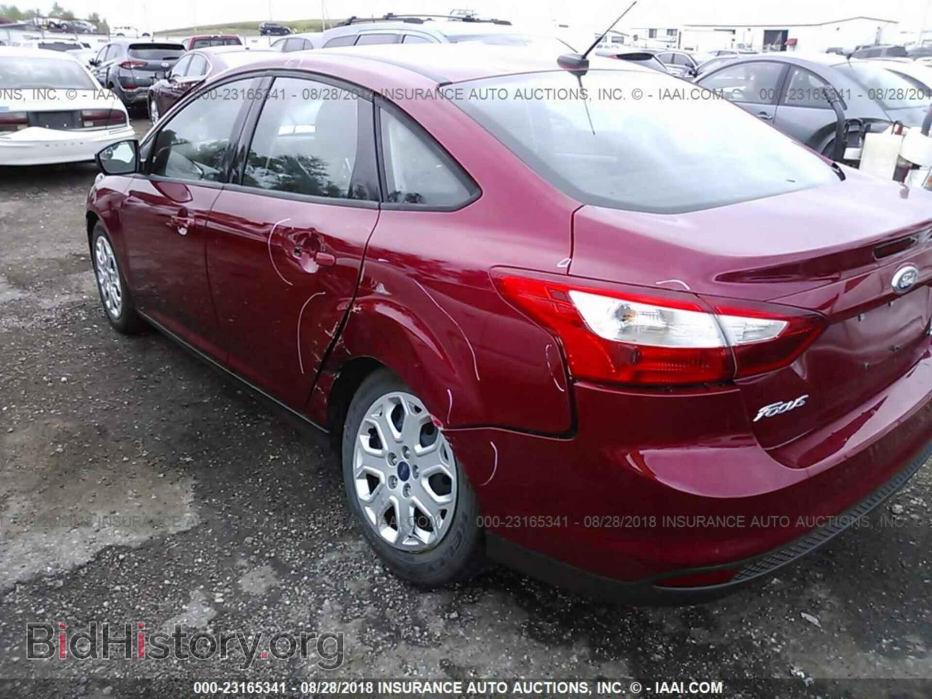 2012 Ford Focus - VIN: 1FAHP3F21CL450421 - Photo 6