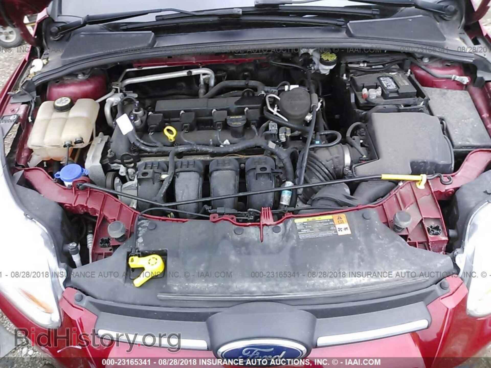 2012 Ford Focus - VIN: 1FAHP3F21CL450421 - Photo 10