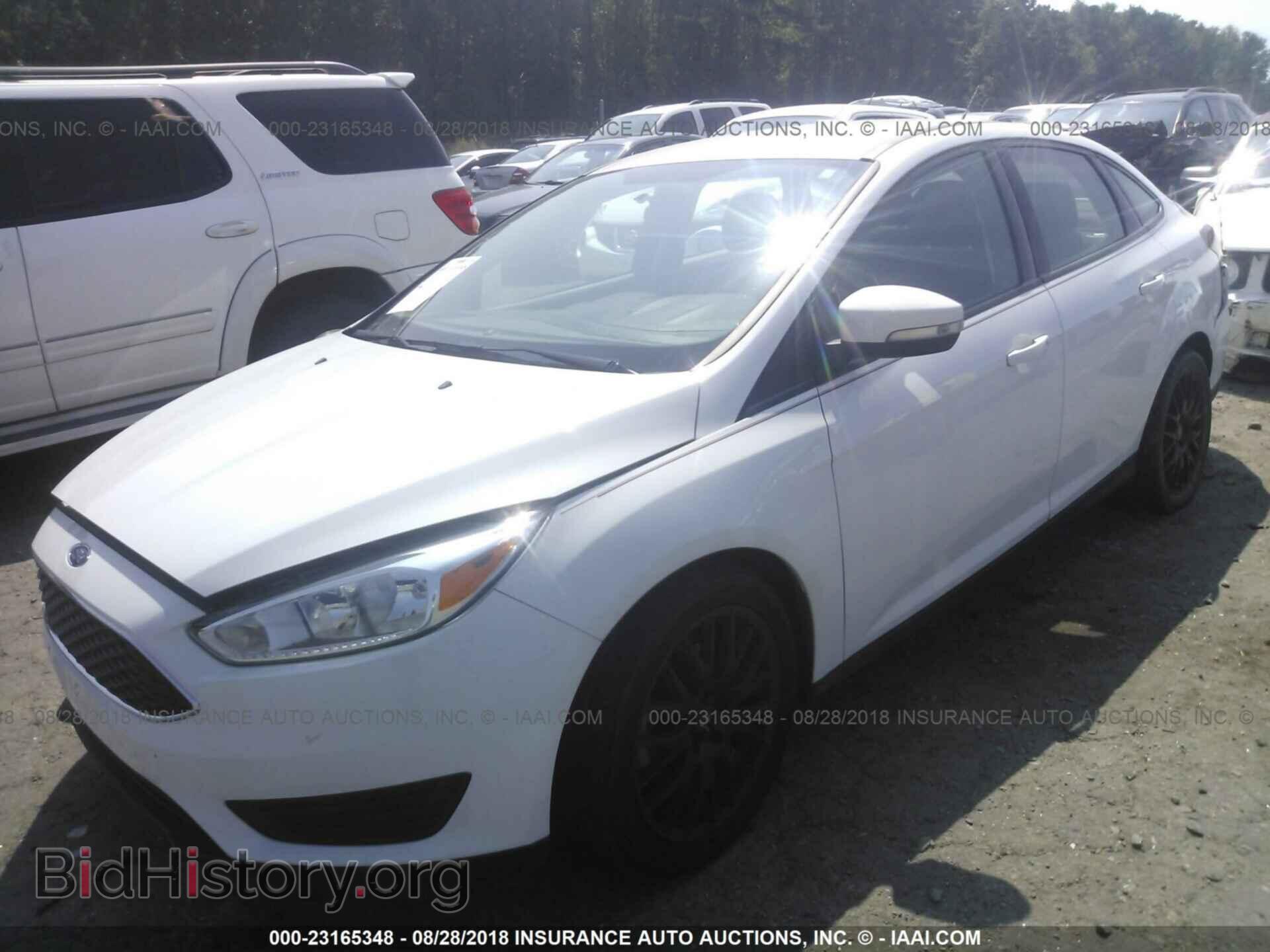 2017 Ford Focus - VIN: 1FADP3F20HL227597 - Photo 2